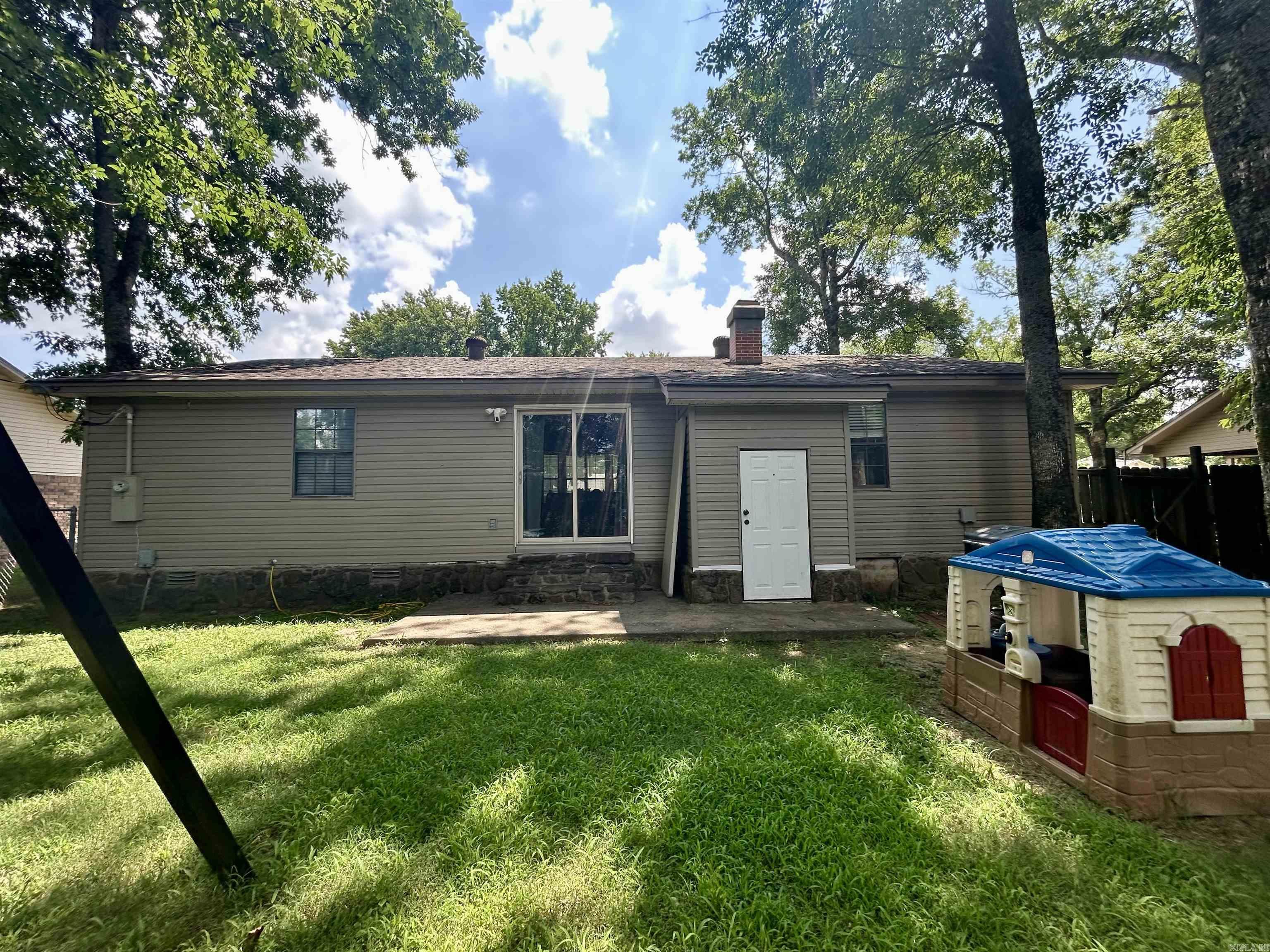 72 Sherwood  Searcy, AR