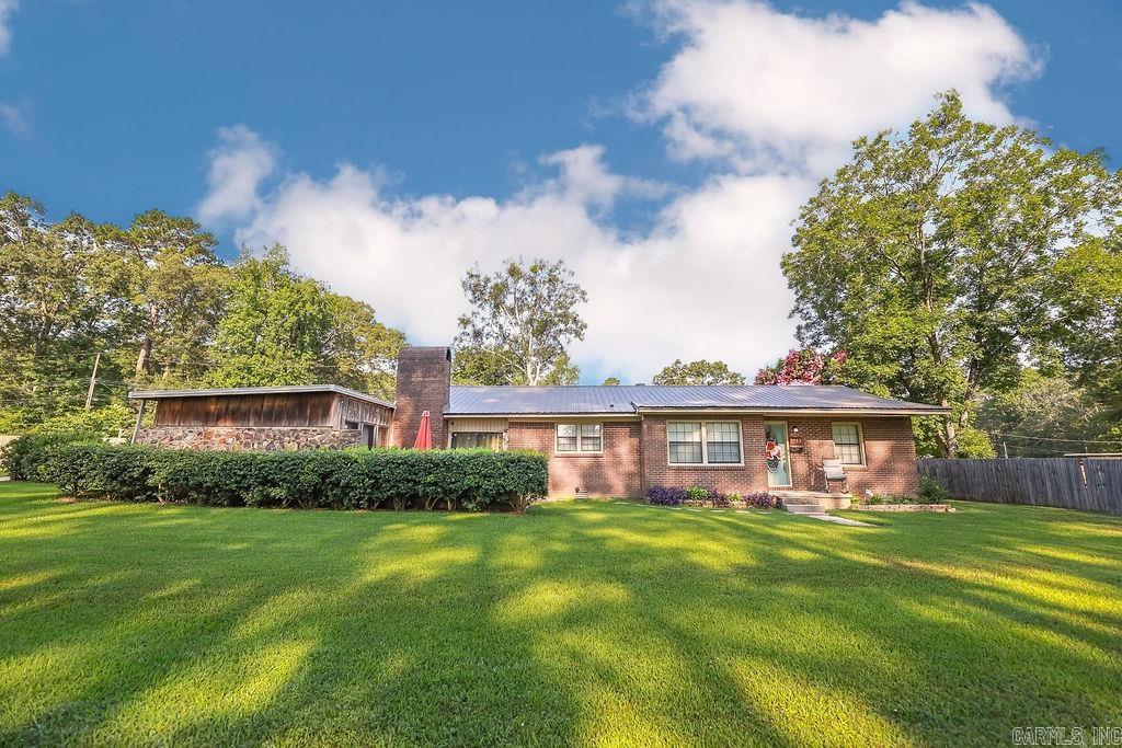 1102 Dogwood St  Smackover, AR