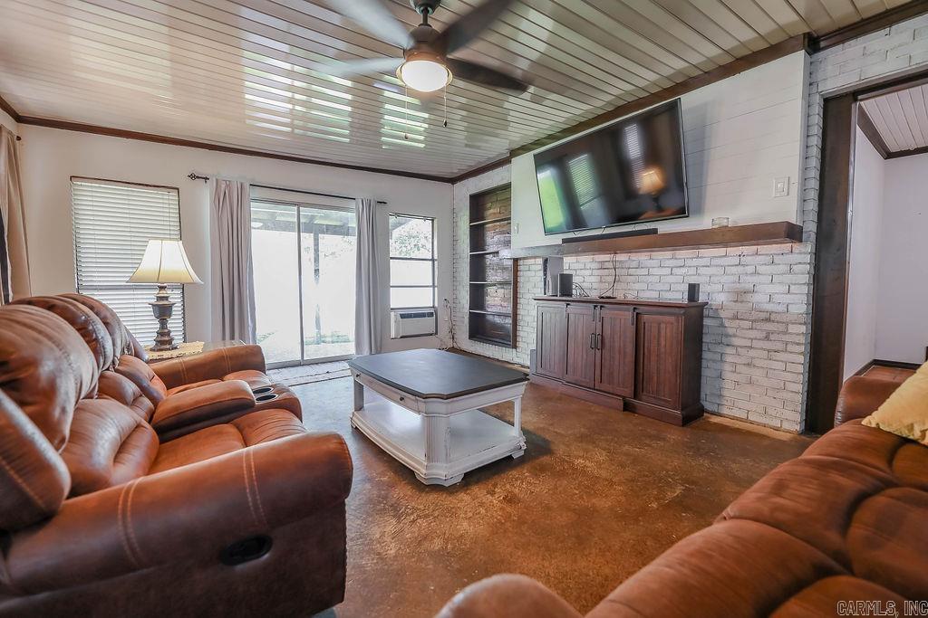 1102 Dogwood St  Smackover, AR