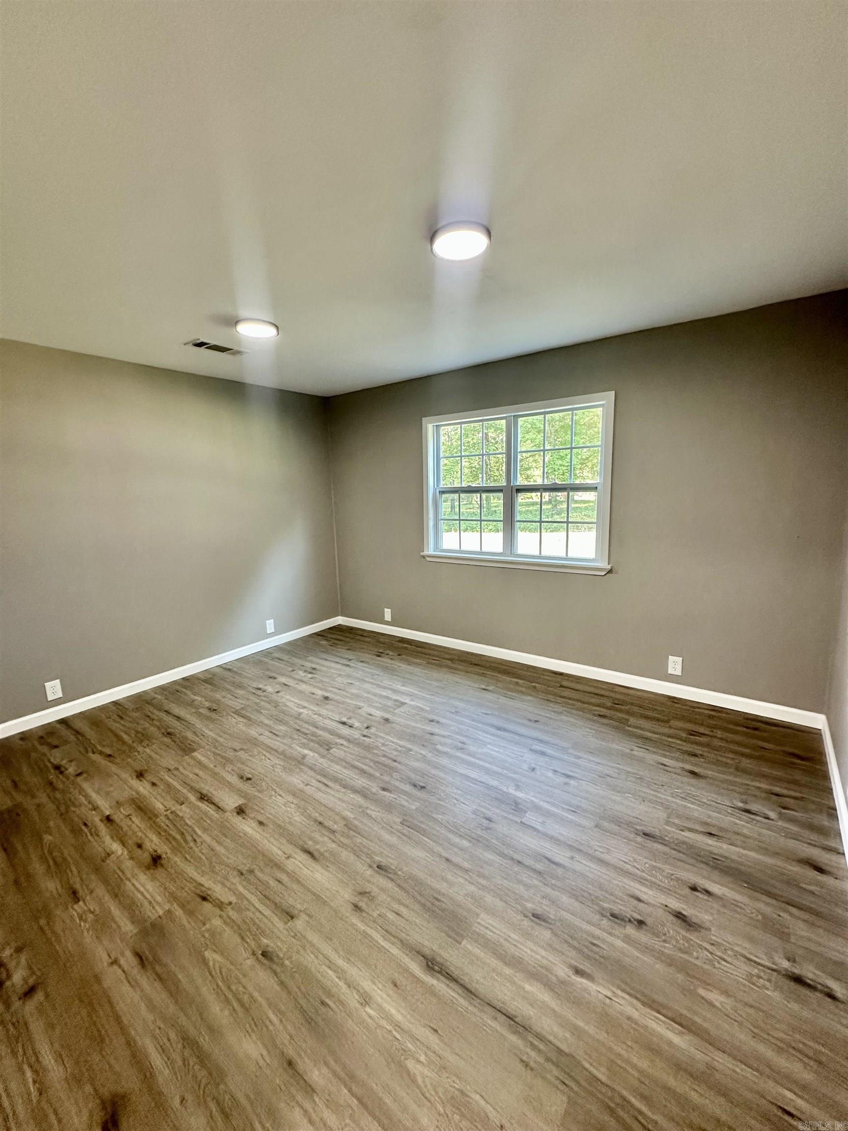 226 Wine Dot  Malvern, AR