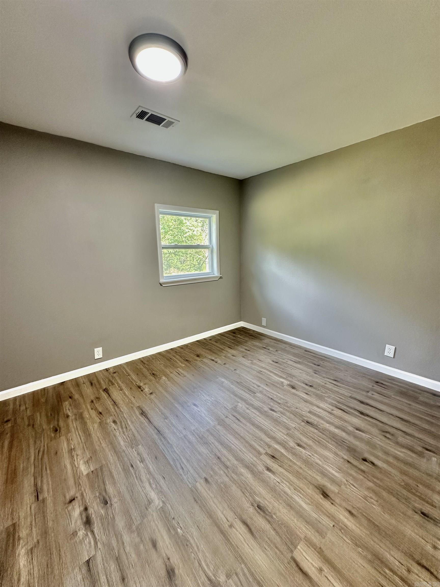 226 Wine Dot  Malvern, AR