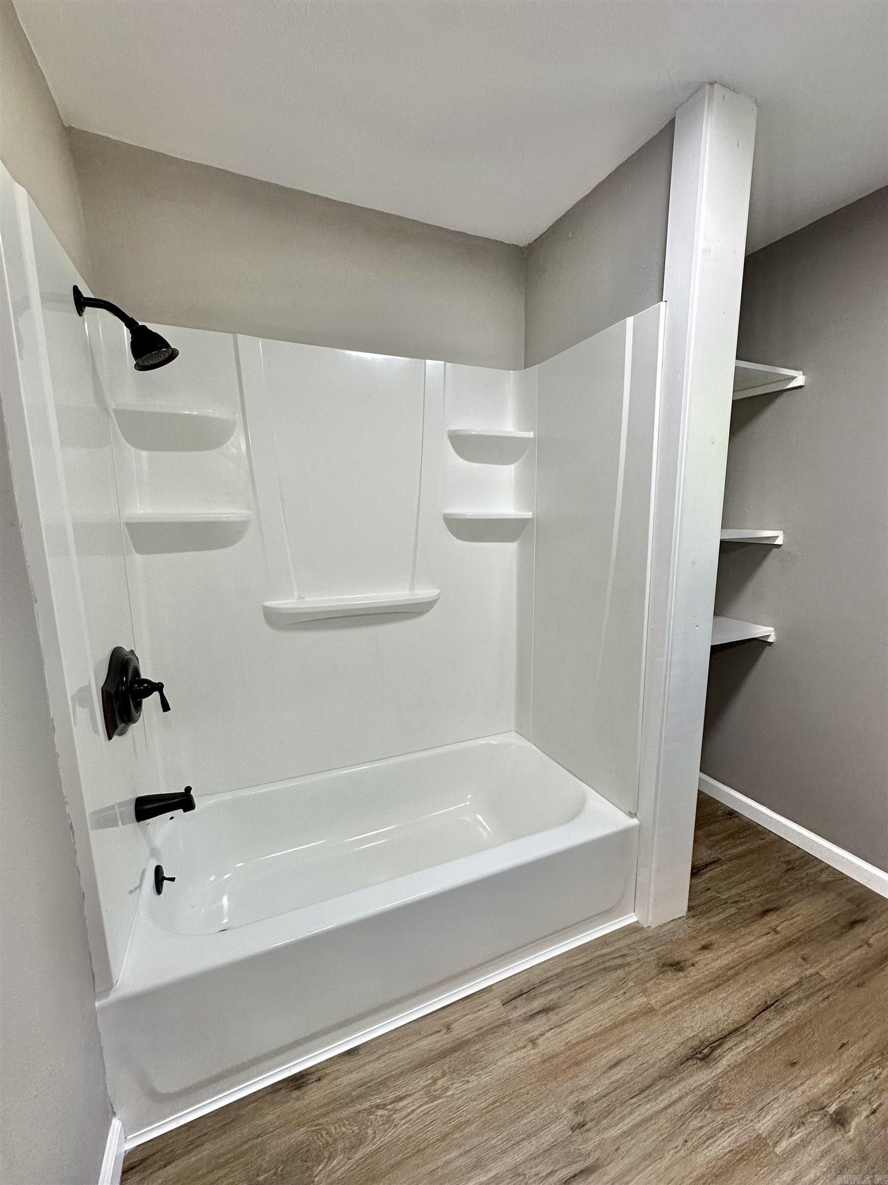 226 Wine Dot  Malvern, AR