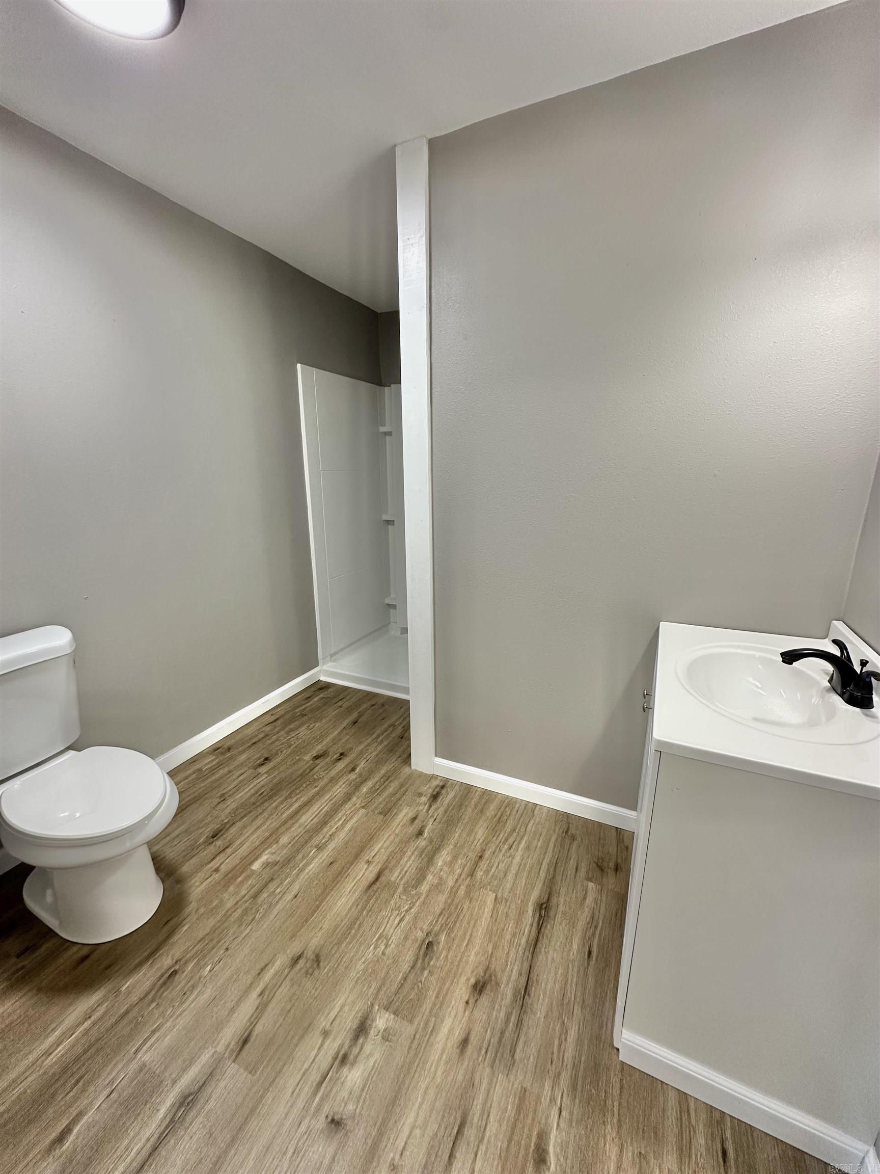 226 Wine Dot  Malvern, AR