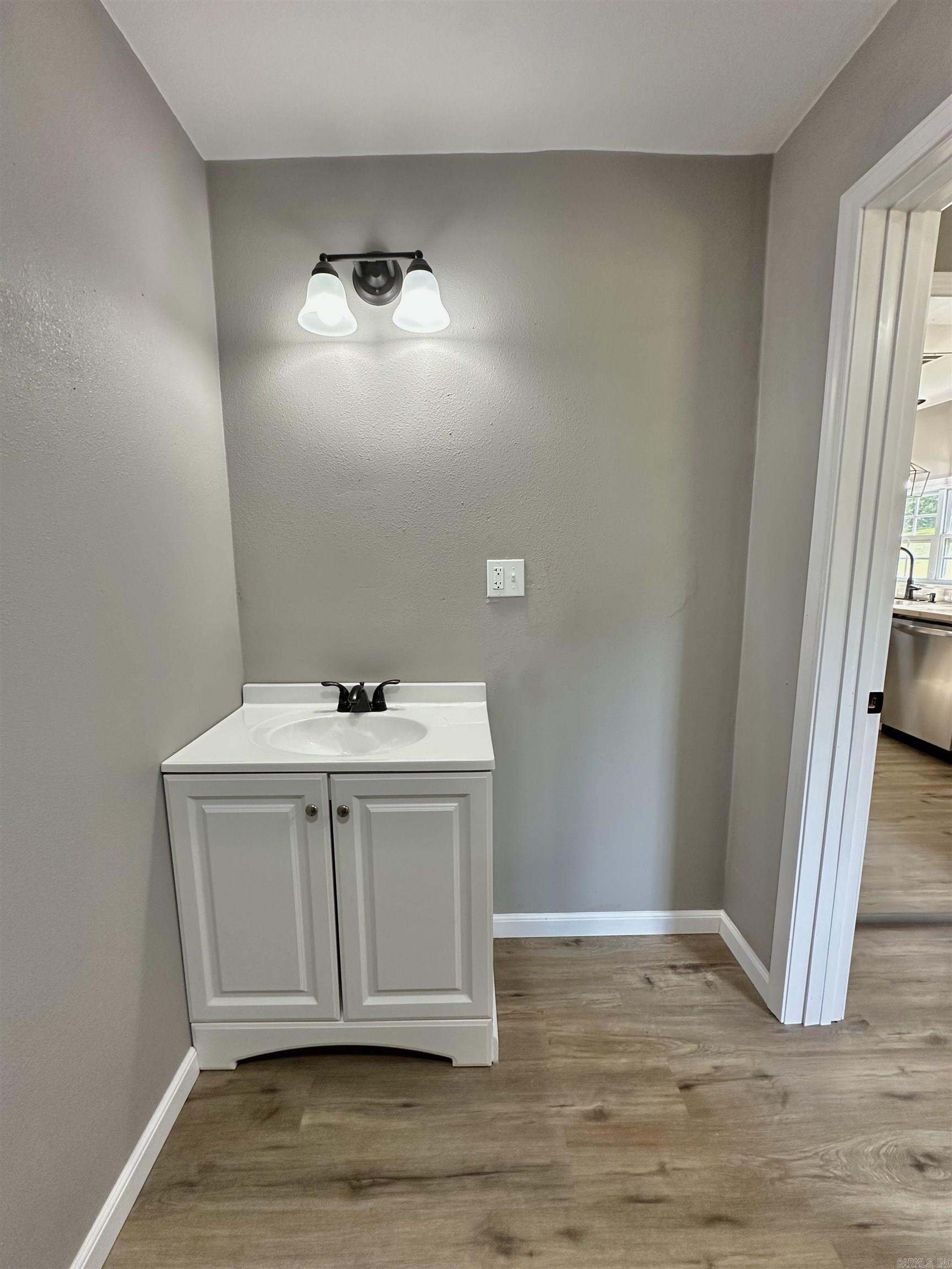 226 Wine Dot  Malvern, AR