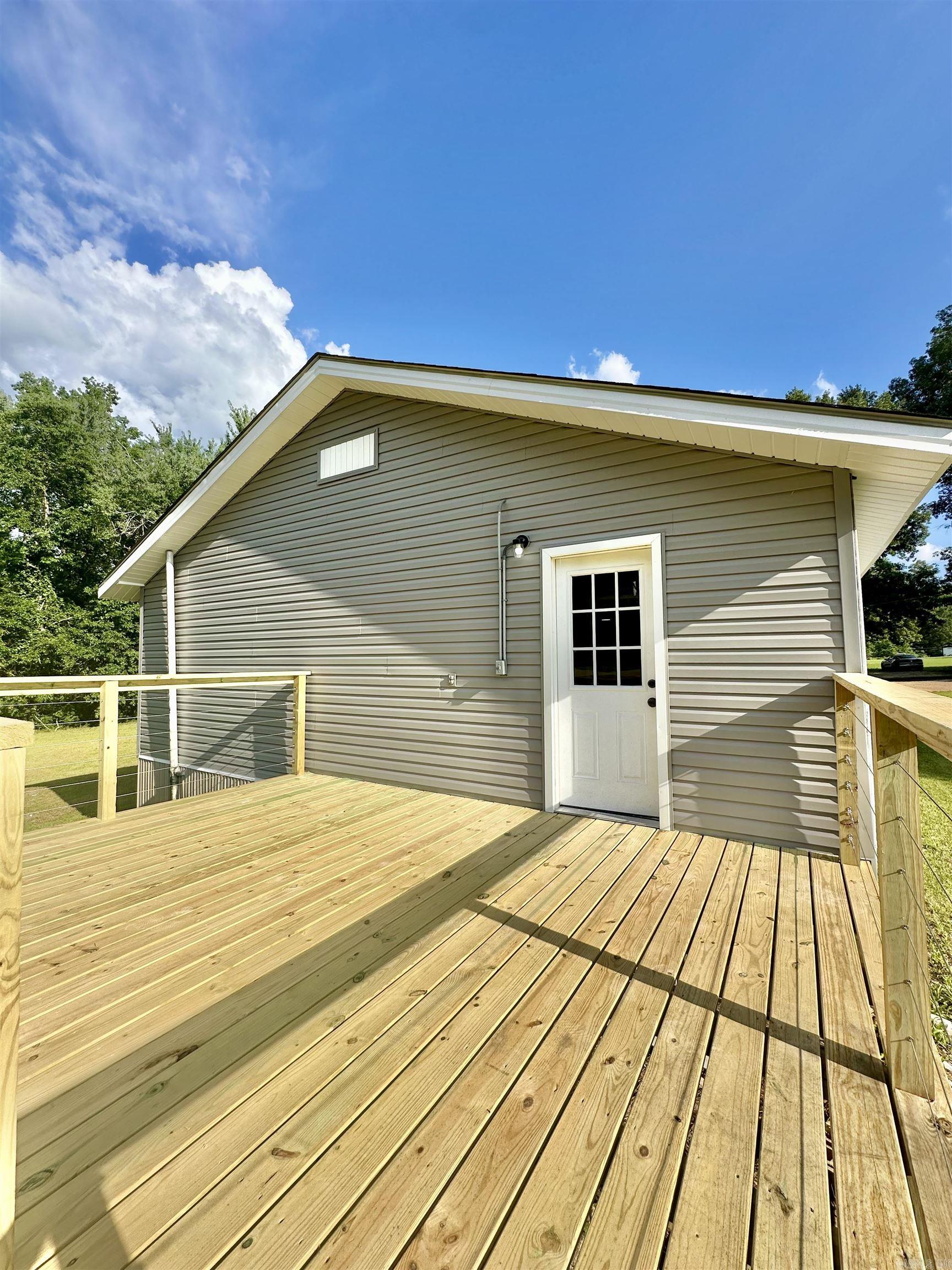 226 Wine Dot  Malvern, AR