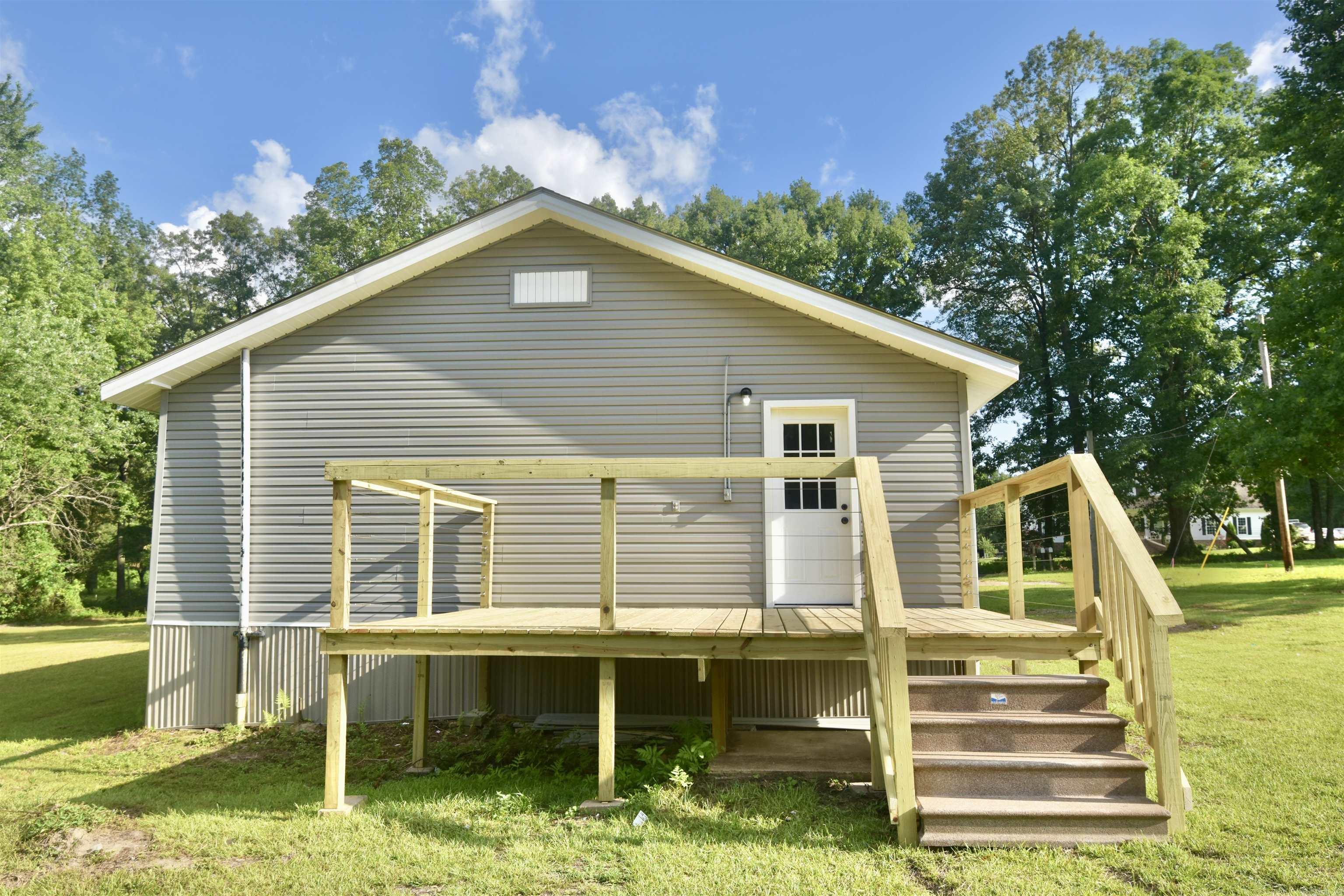 226 Wine Dot  Malvern, AR