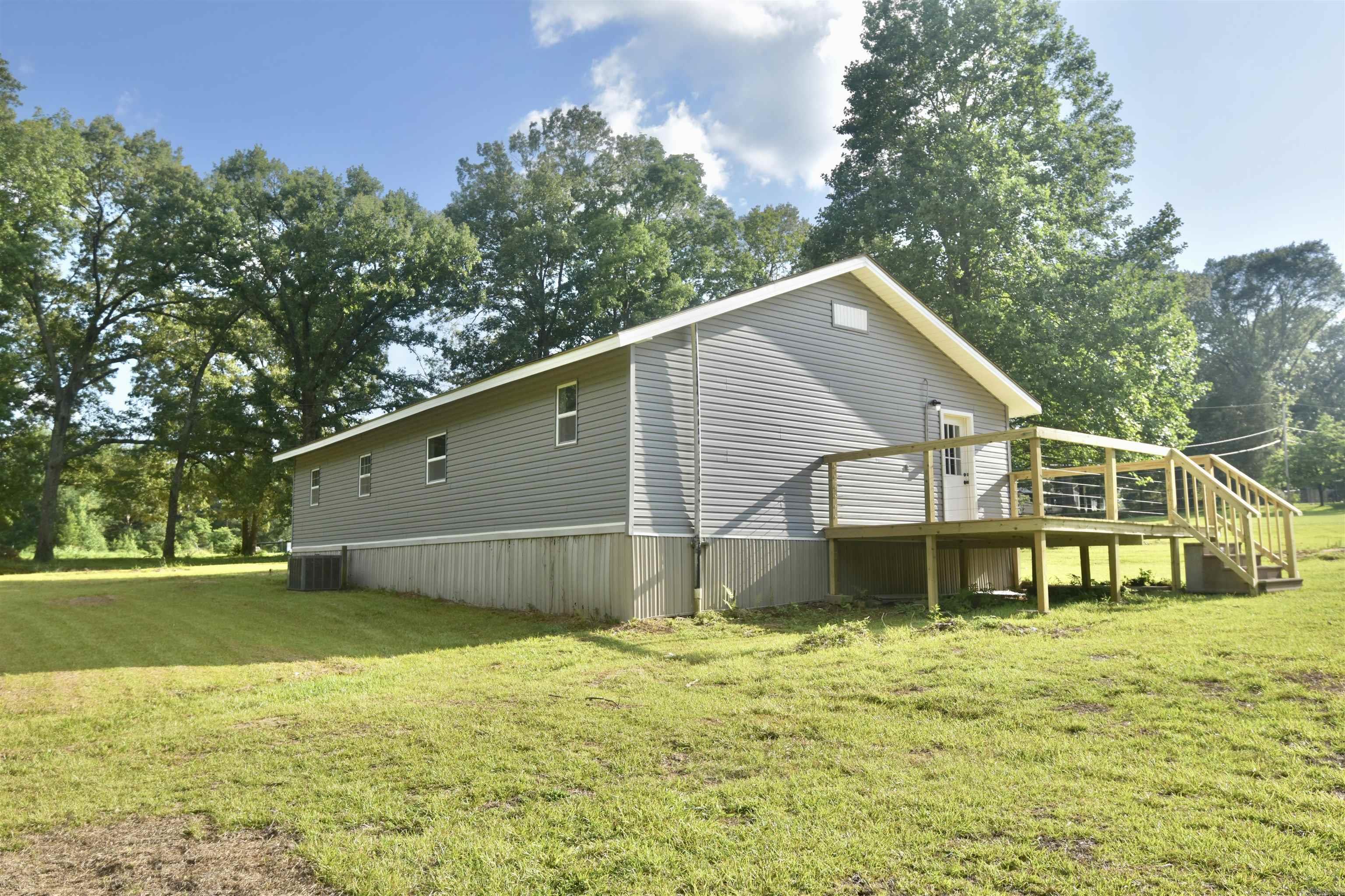 226 Wine Dot  Malvern, AR