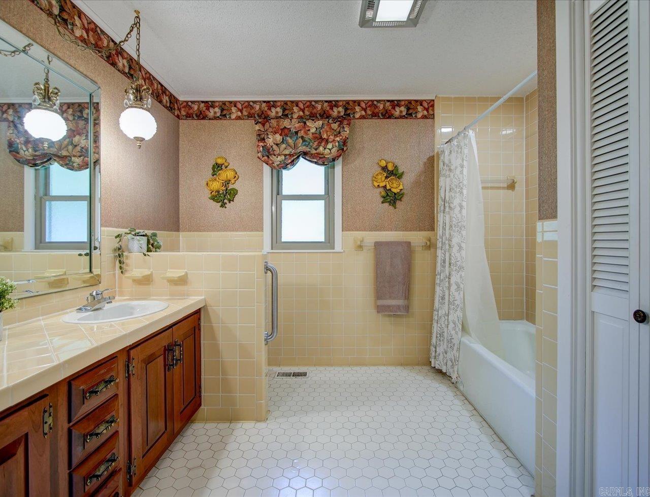 7 Sonora  Hot Springs Village, AR