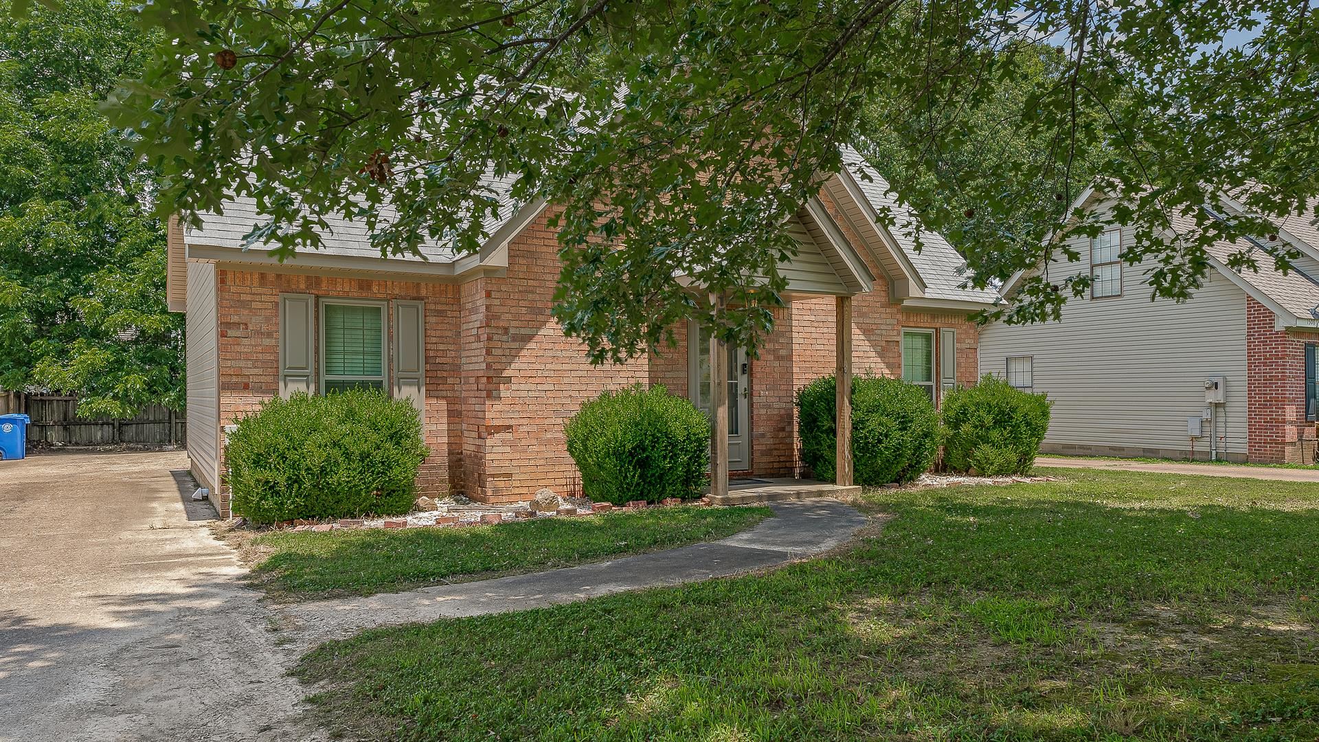 1506 Golf Course  Jonesboro, AR