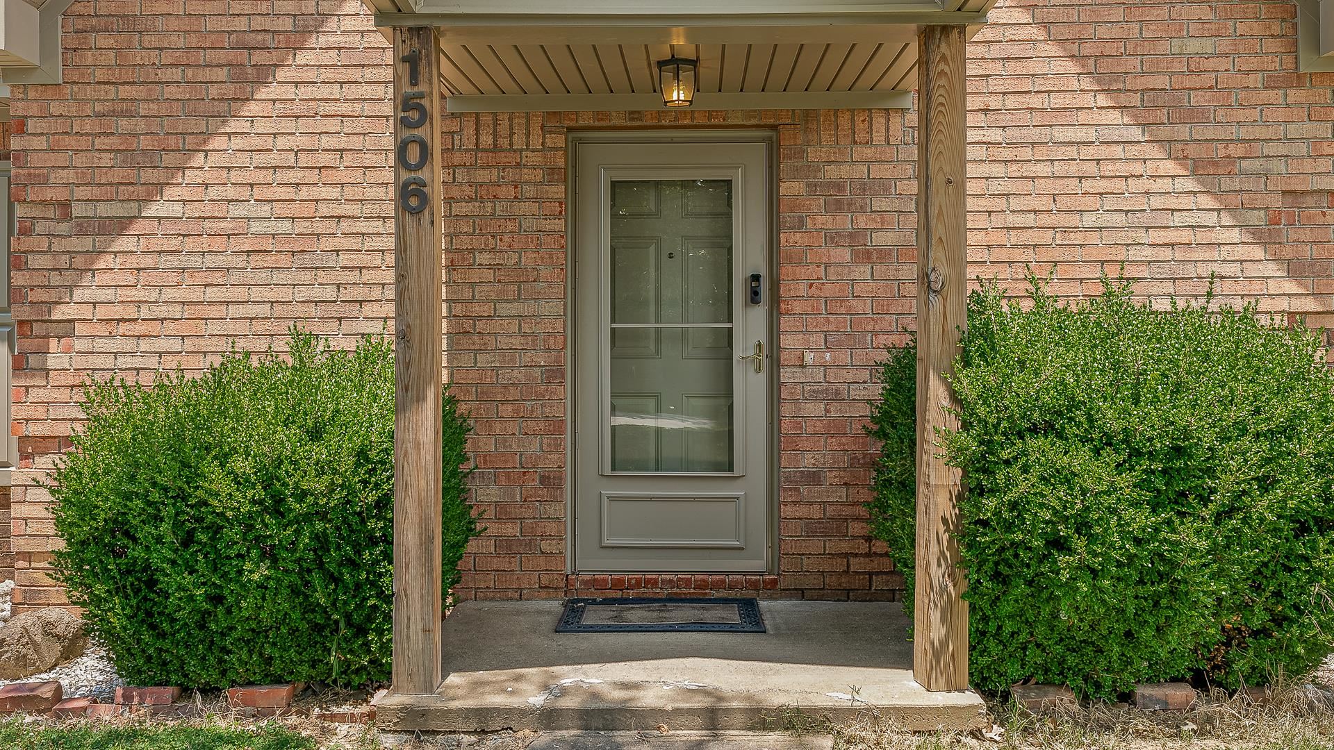 1506 Golf Course  Jonesboro, AR