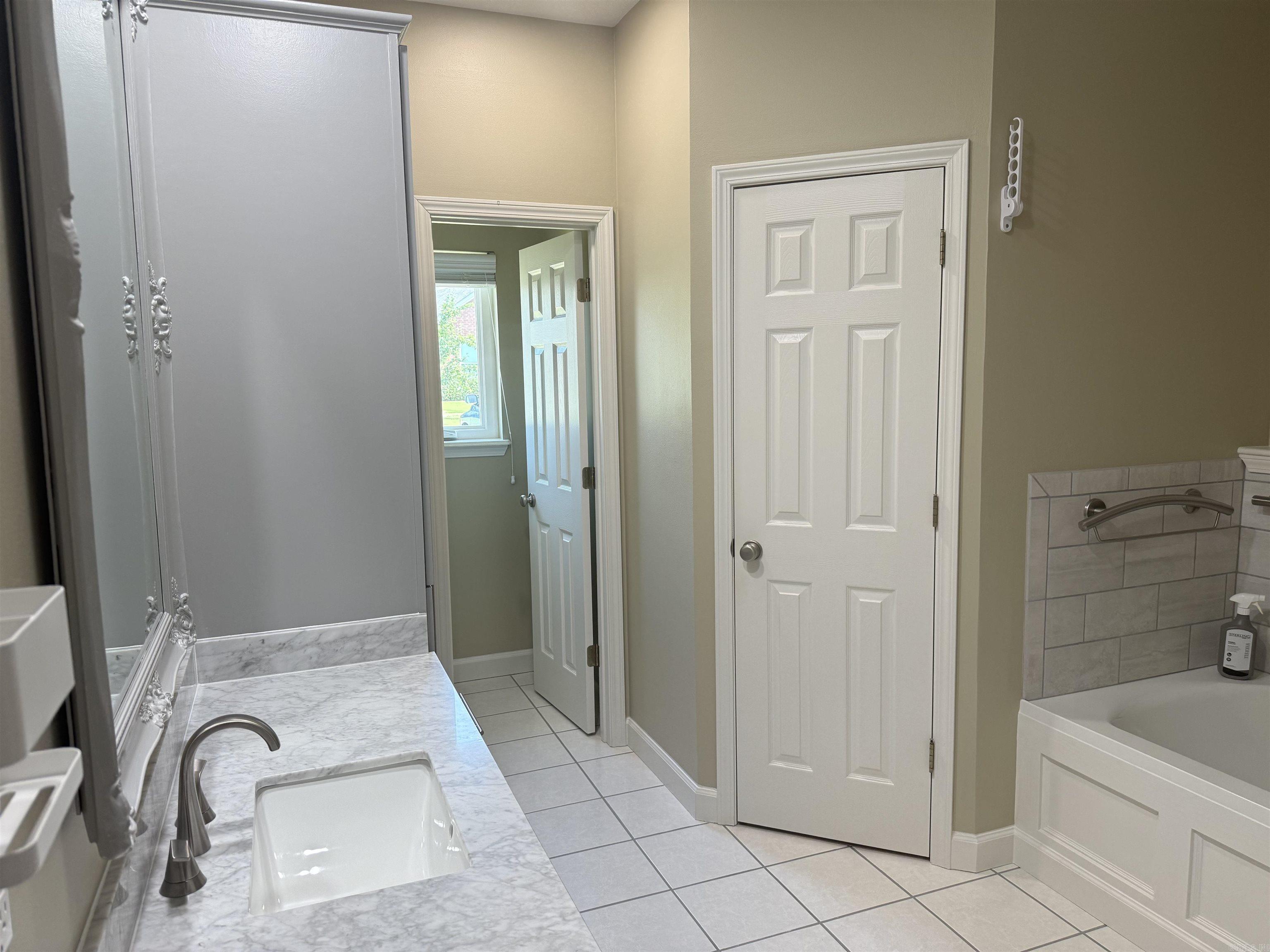 3615 Crepe Myrtle  Conway, AR
