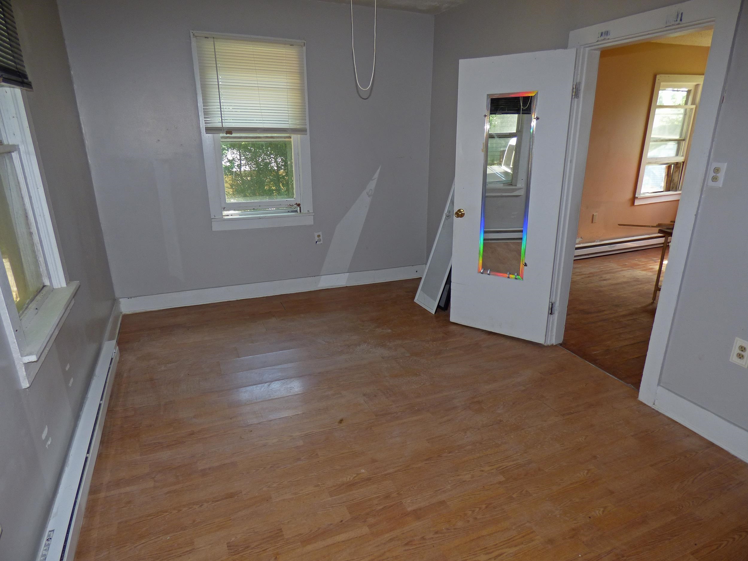 102 E Second  Hardy, AR