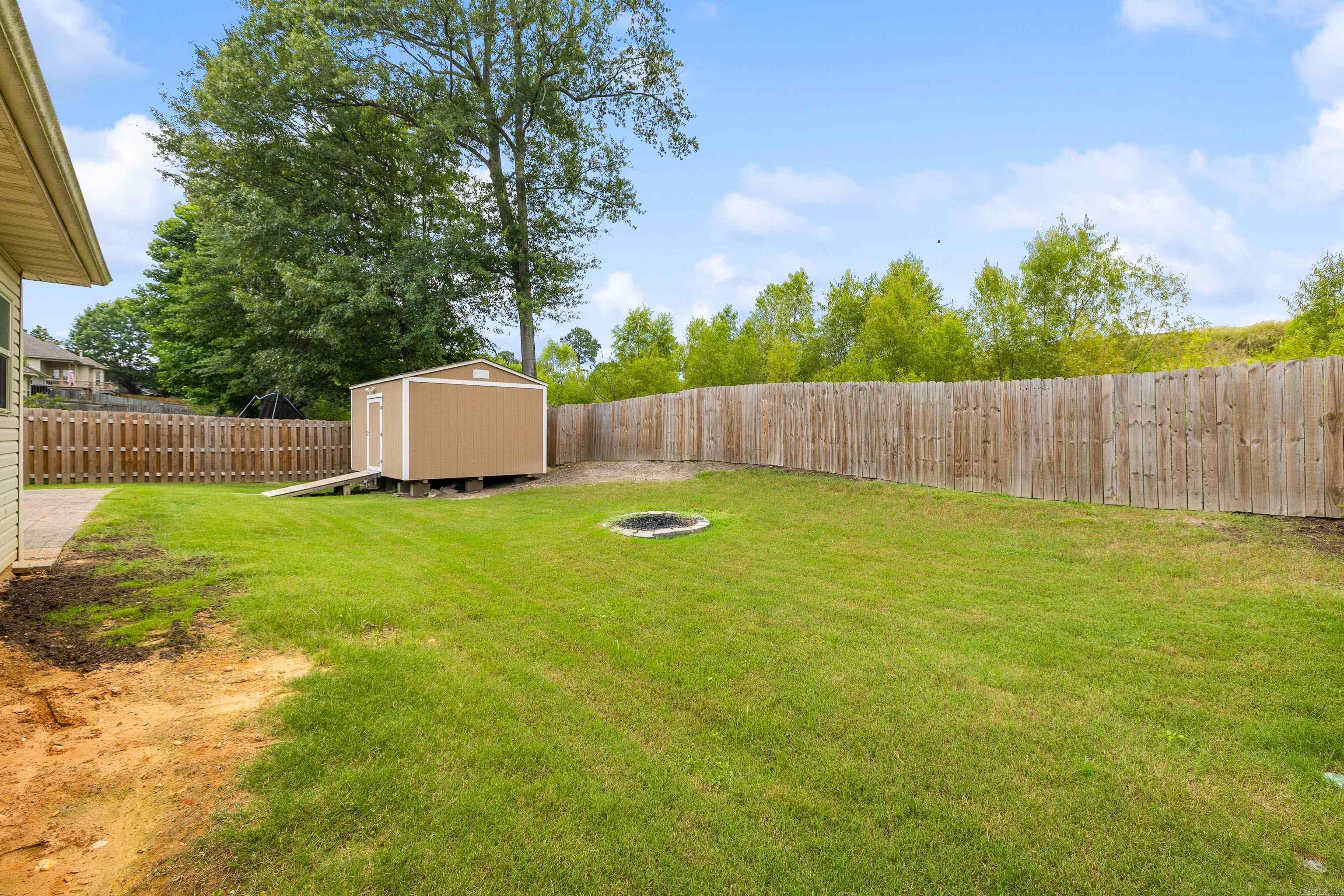 1864 Falcon Way Benton, AR 72015