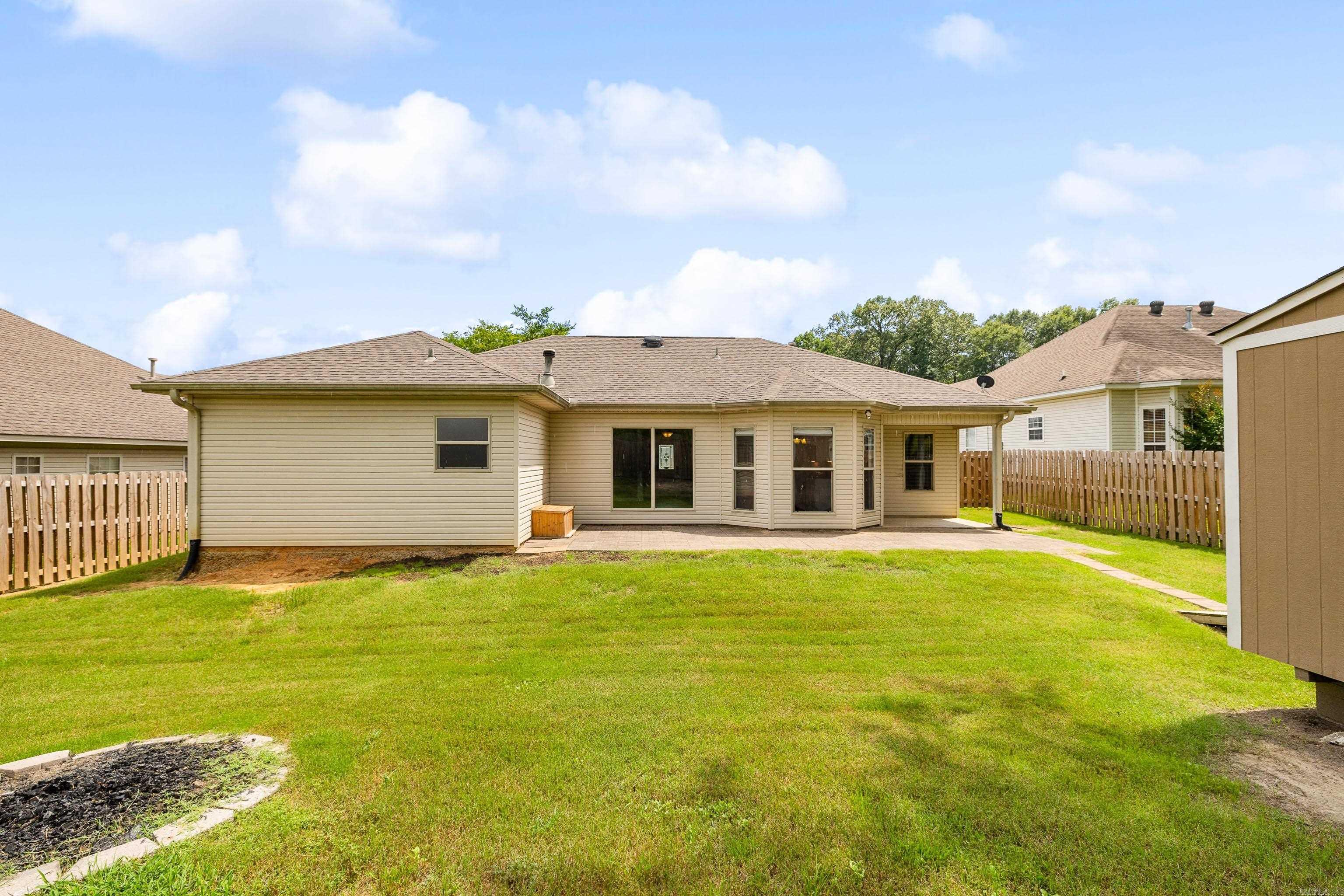 1864 Falcon Way Benton, AR 72015