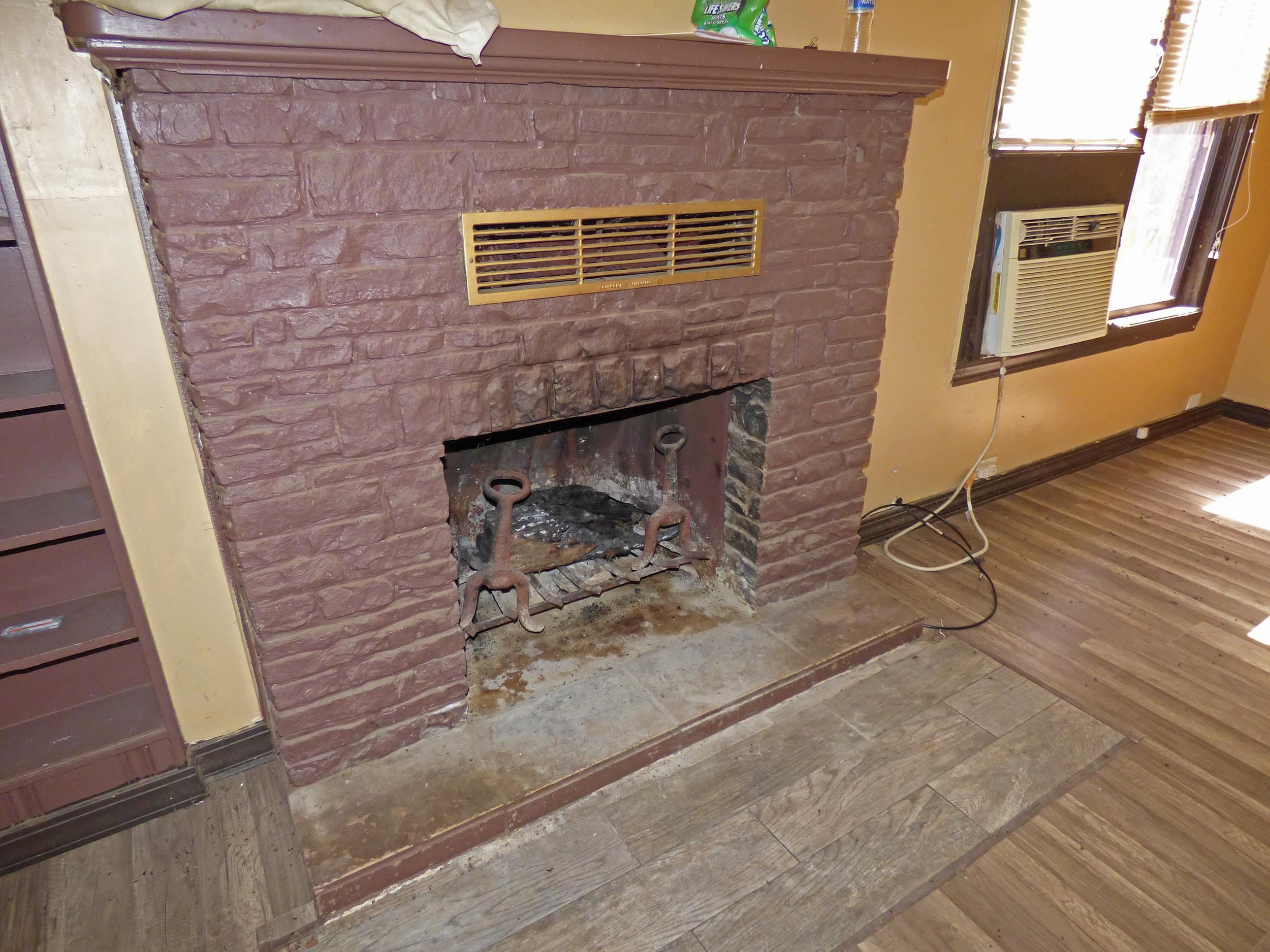 104 W First  Hardy, AR