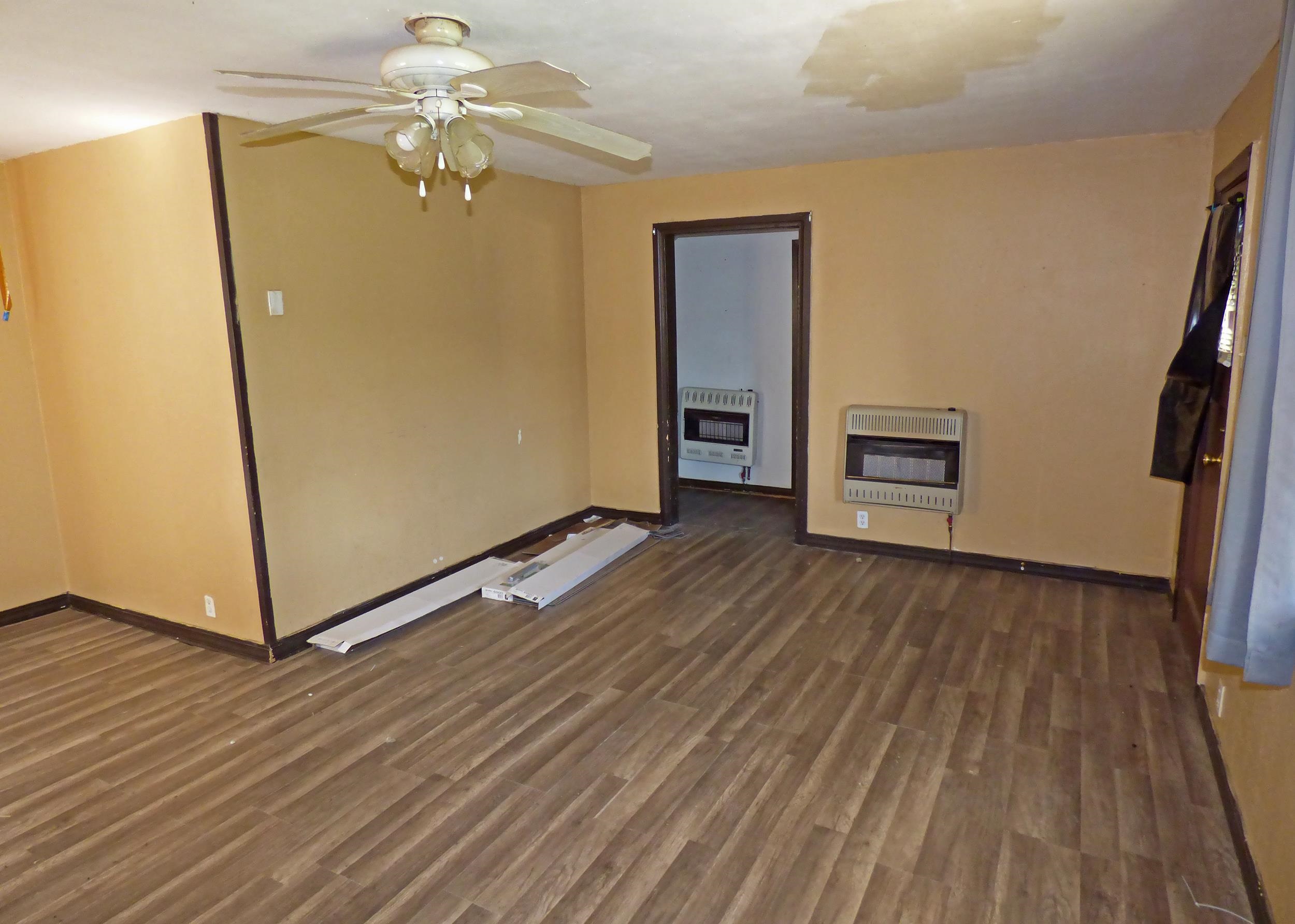 104 W First  Hardy, AR