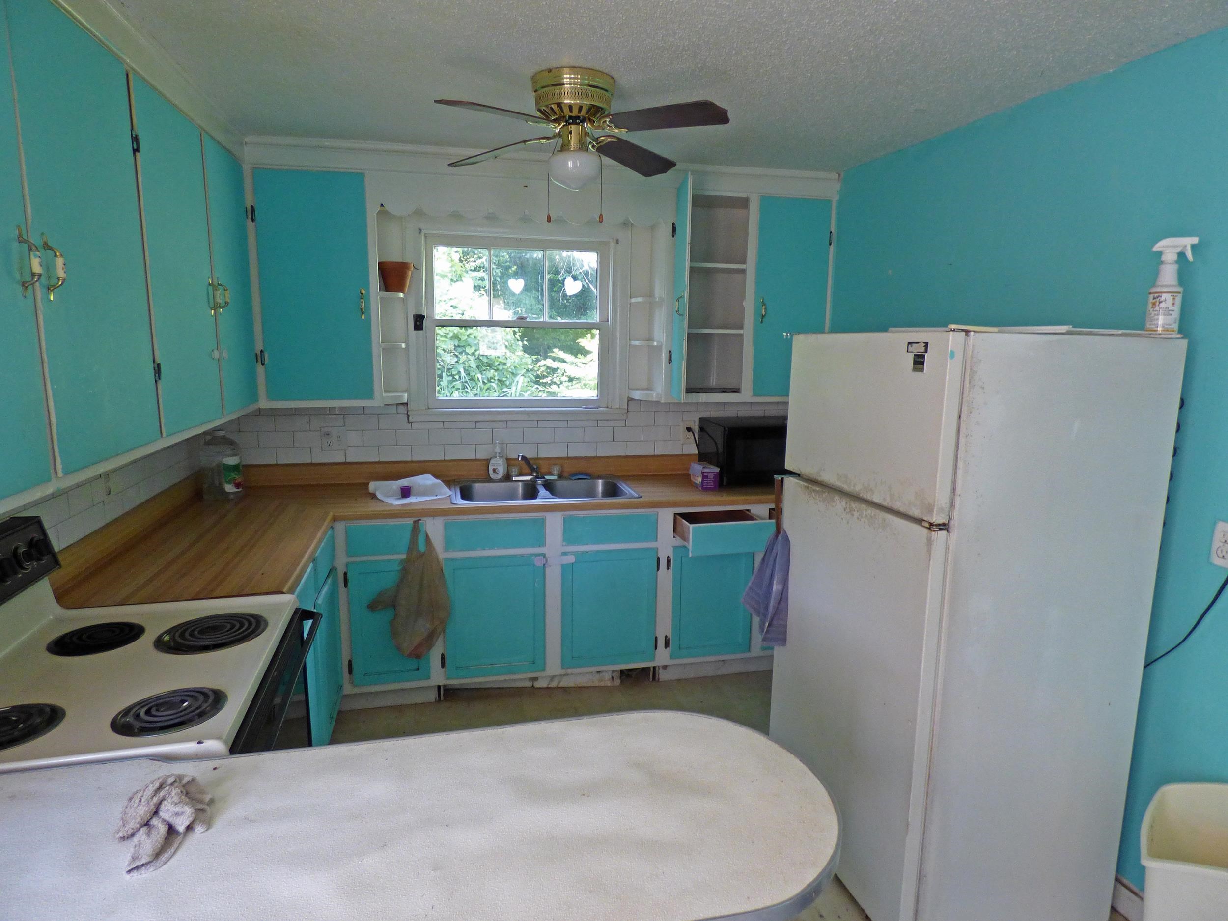 104 W First  Hardy, AR