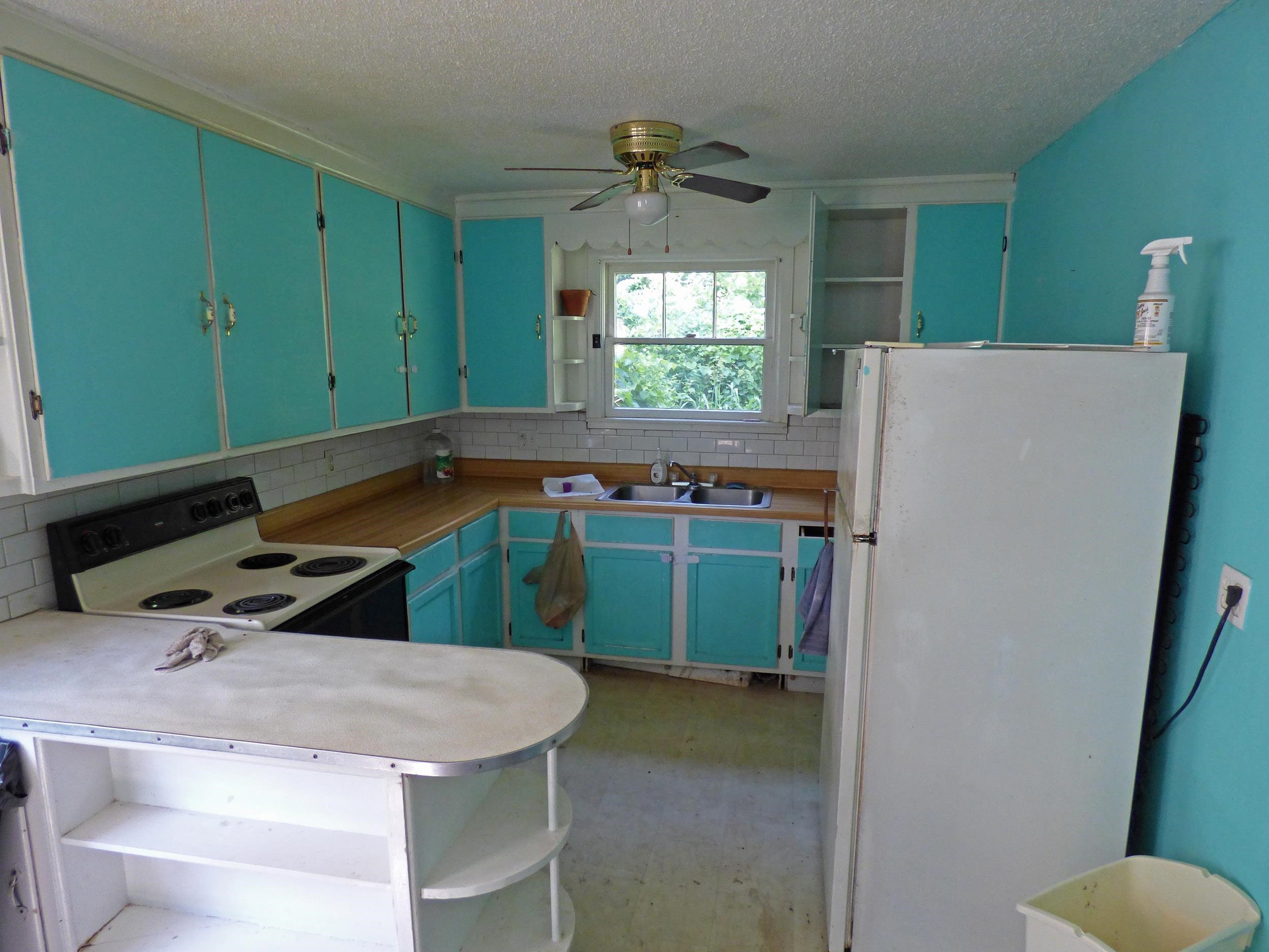 104 W First  Hardy, AR