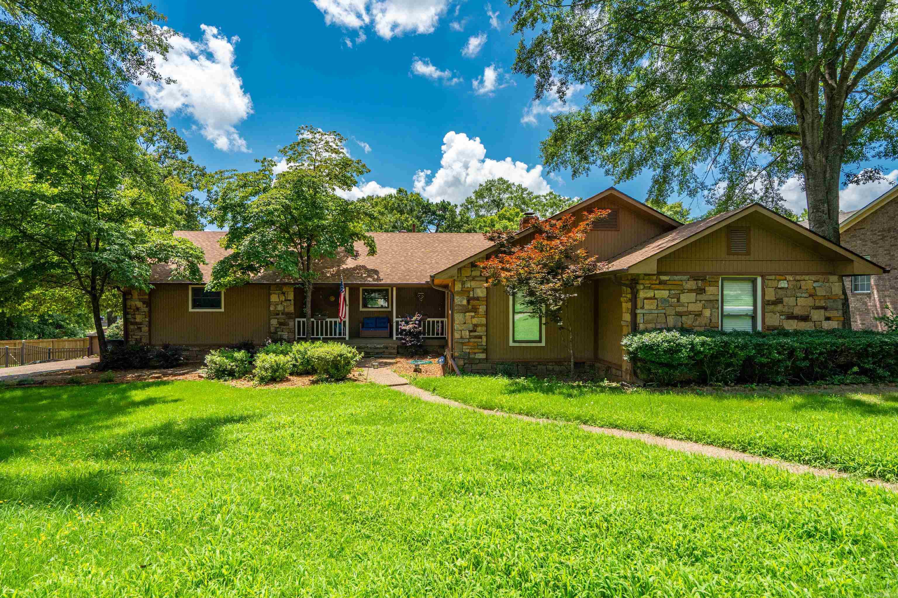 109 Newman  Hot Springs, AR