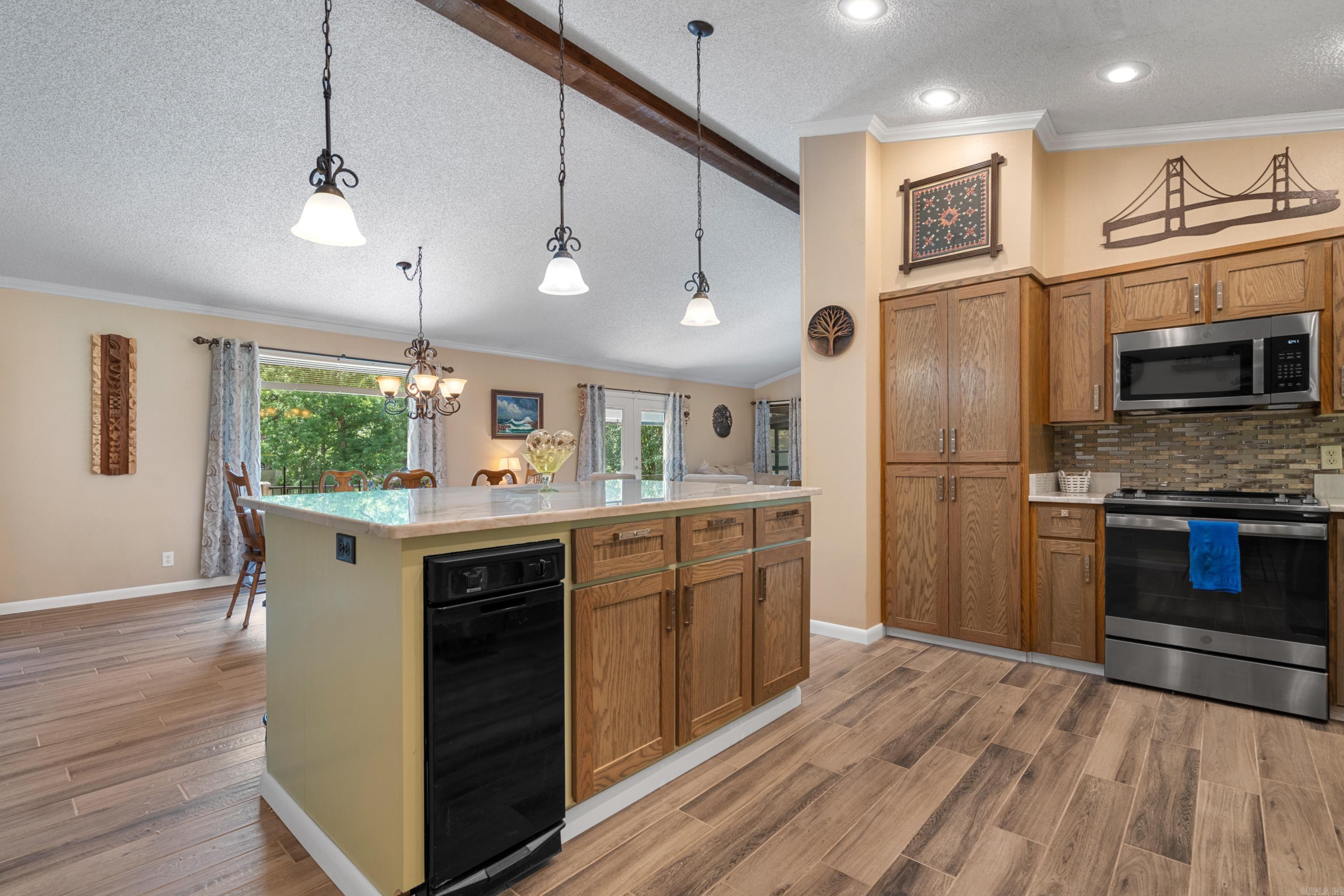 109 Newman  Hot Springs, AR