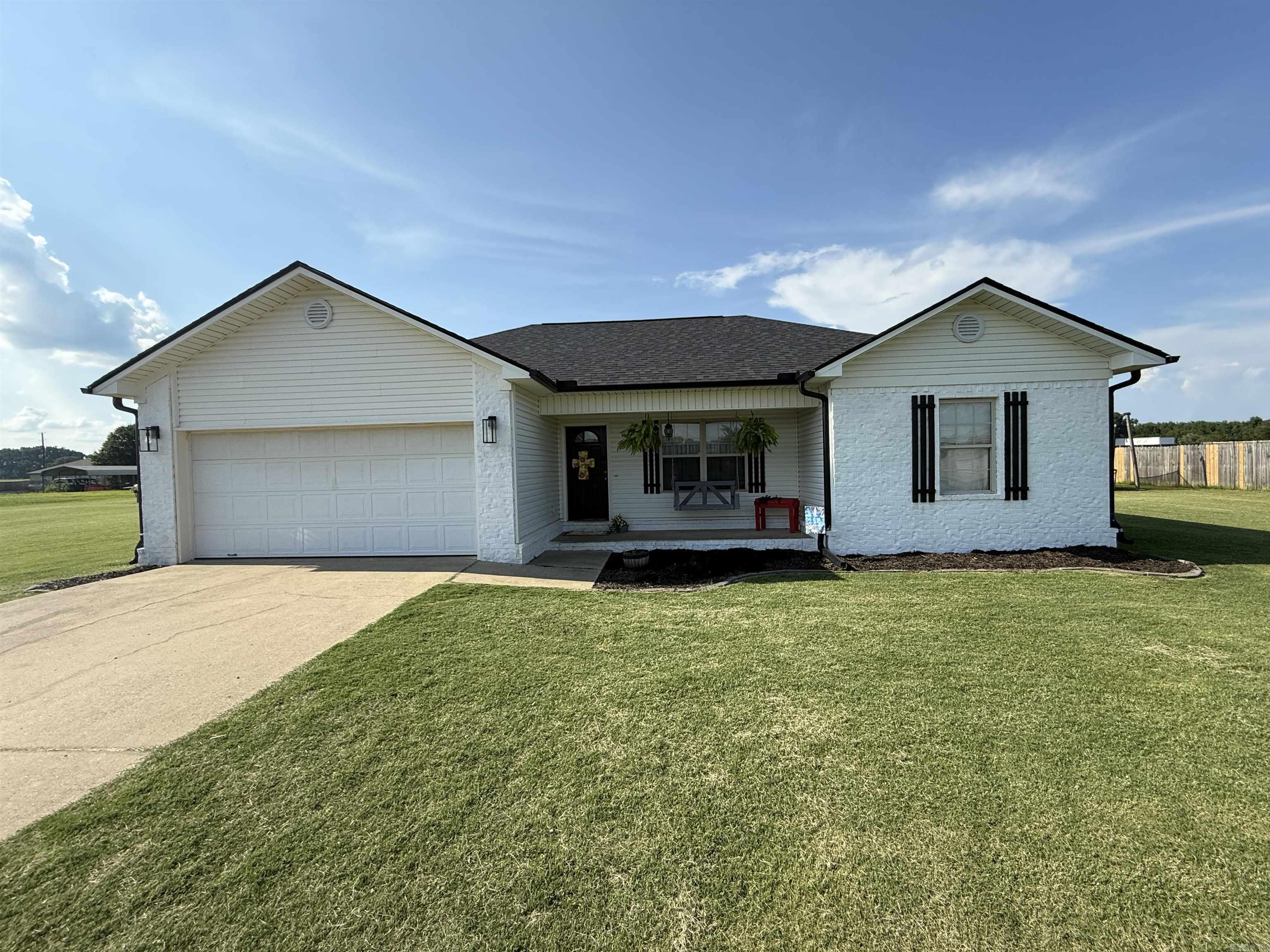 150 Lloyd Henderson Rd  Beebe, AR