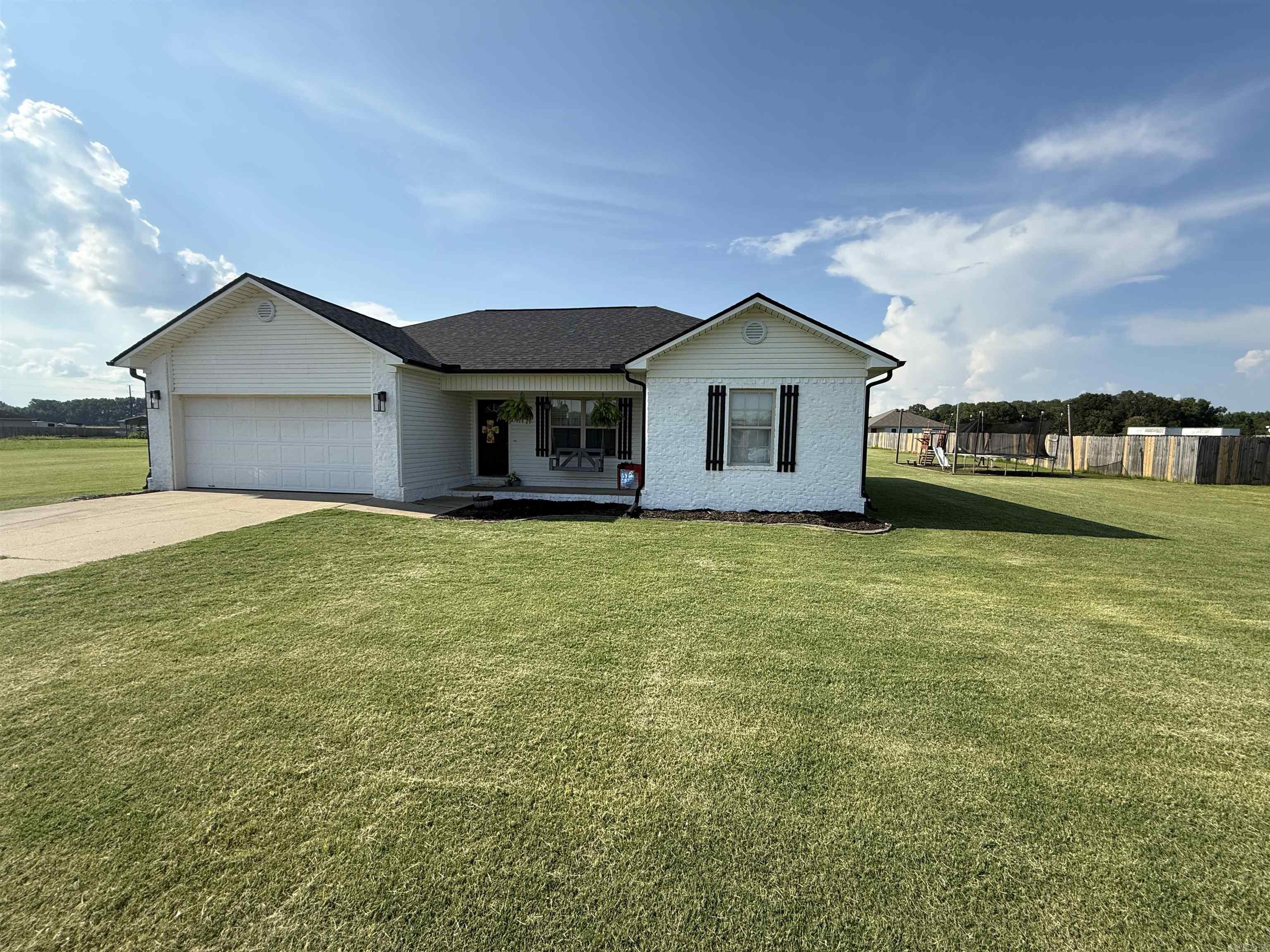 150 Lloyd Henderson Rd  Beebe, AR