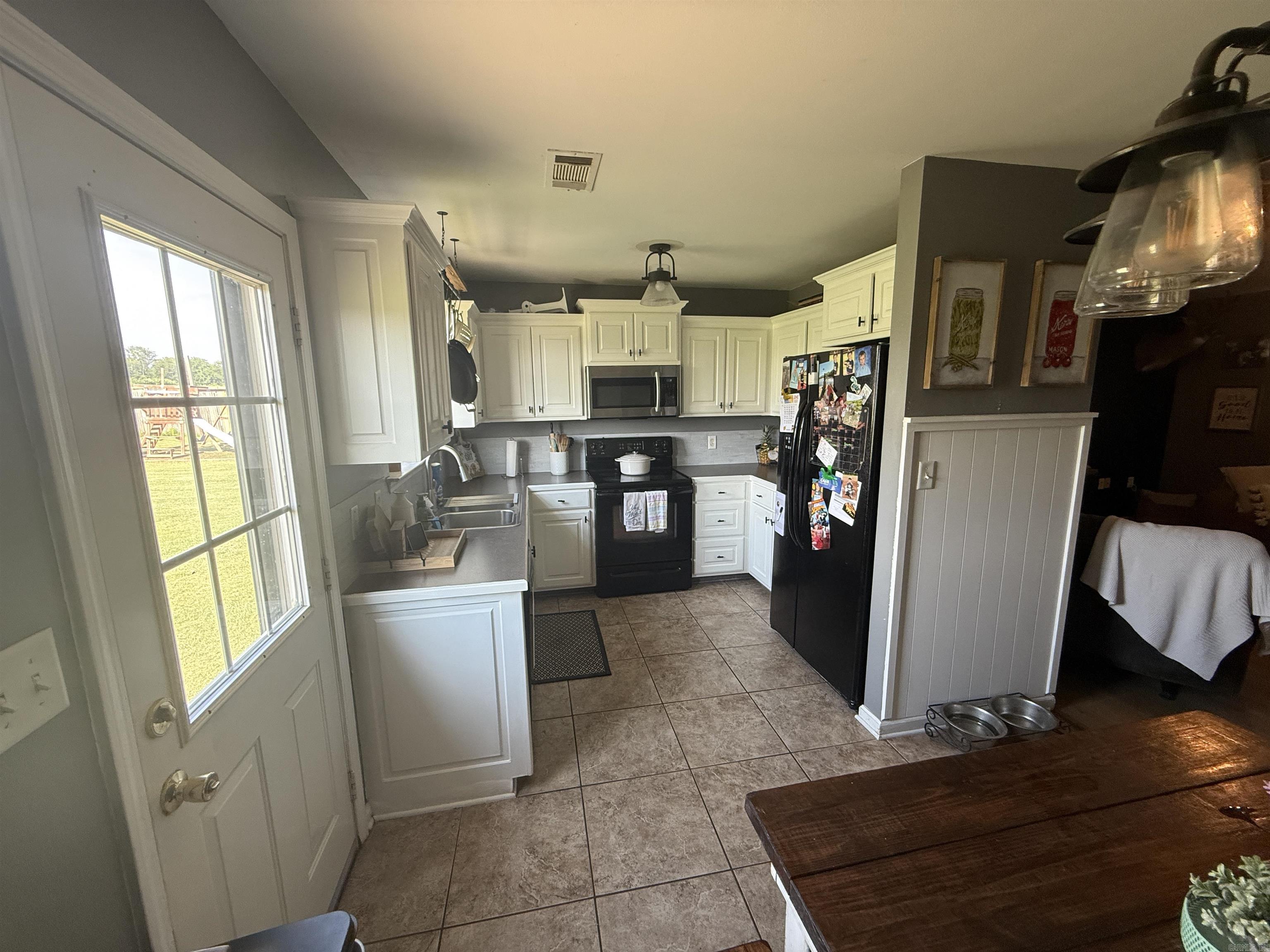 150 Lloyd Henderson Rd  Beebe, AR