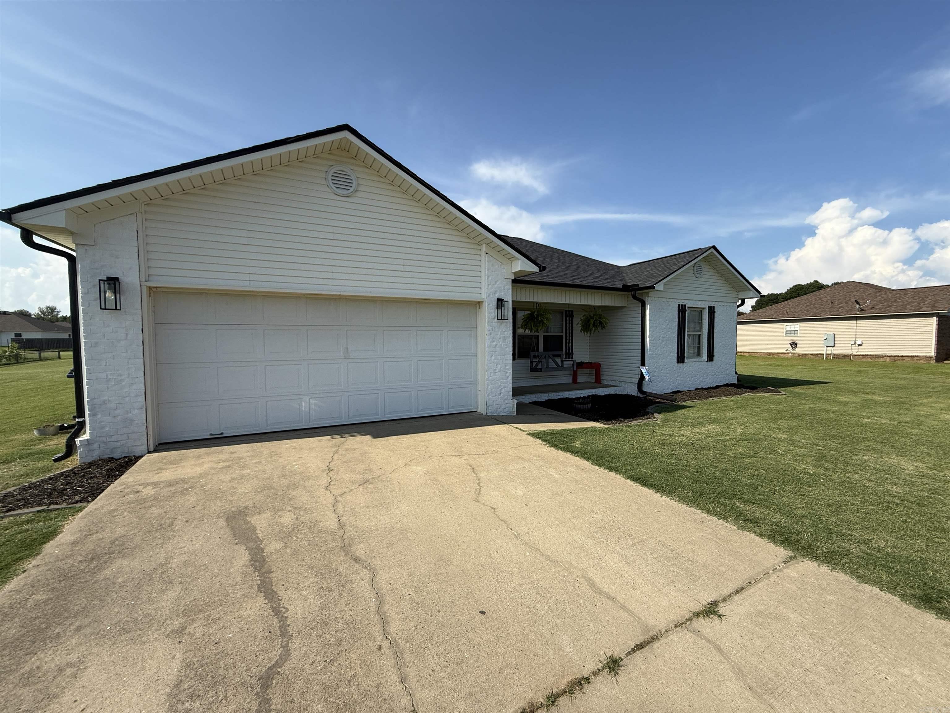 150 Lloyd Henderson Rd  Beebe, AR