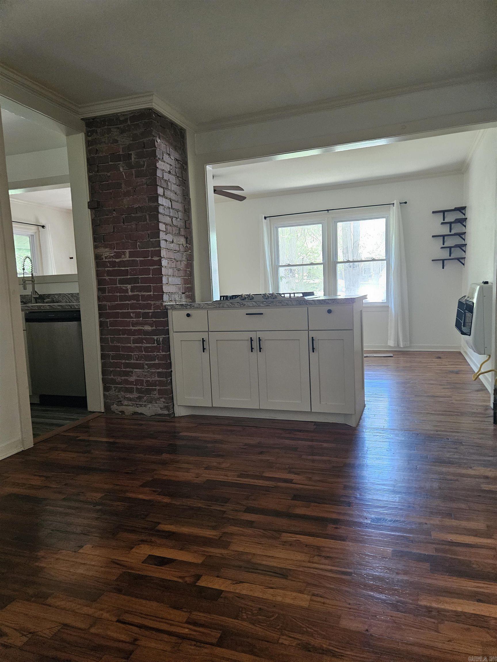 907 Garland Avenue  Hot Springs, AR