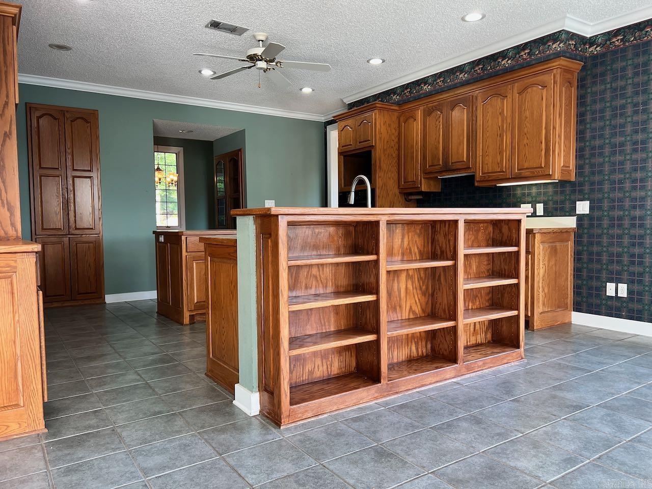 5 Salvatierra  Hot Springs Village, AR