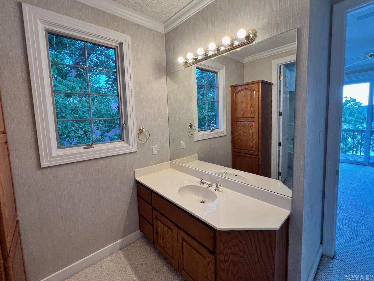 5 Salvatierra  Hot Springs Village, AR