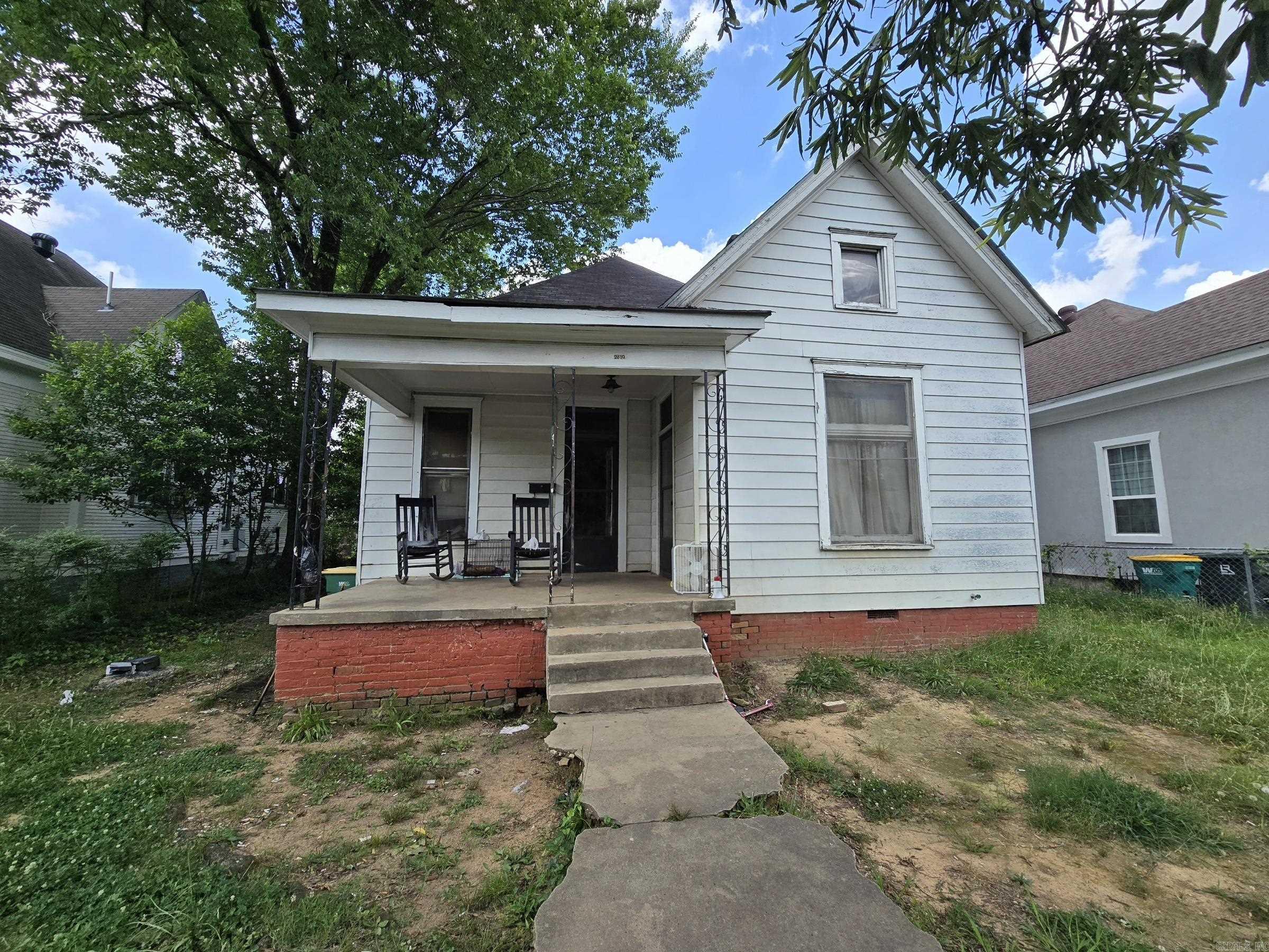 2610 S Gaines  Little Rock, AR