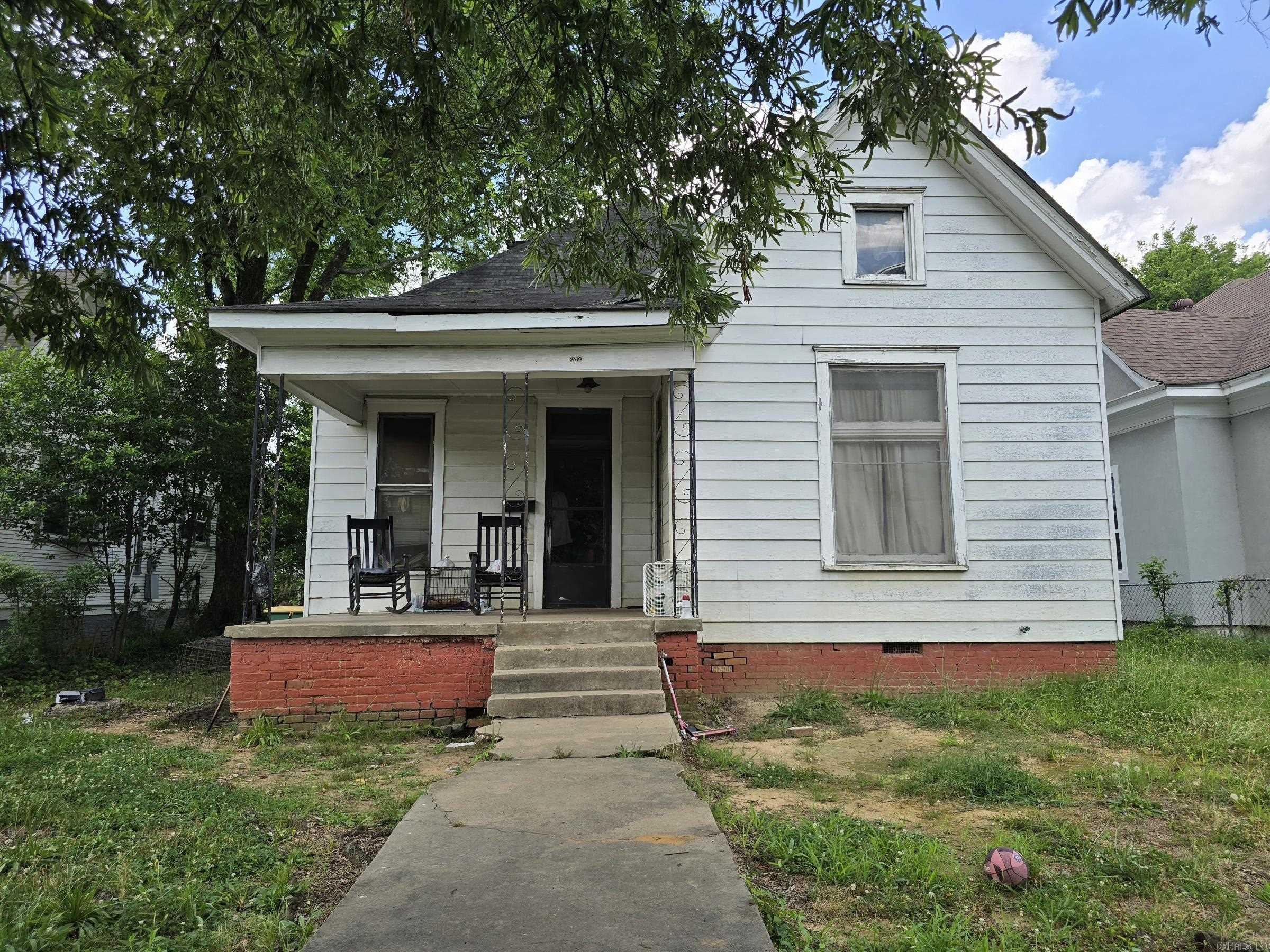 2610 S Gaines  Little Rock, AR