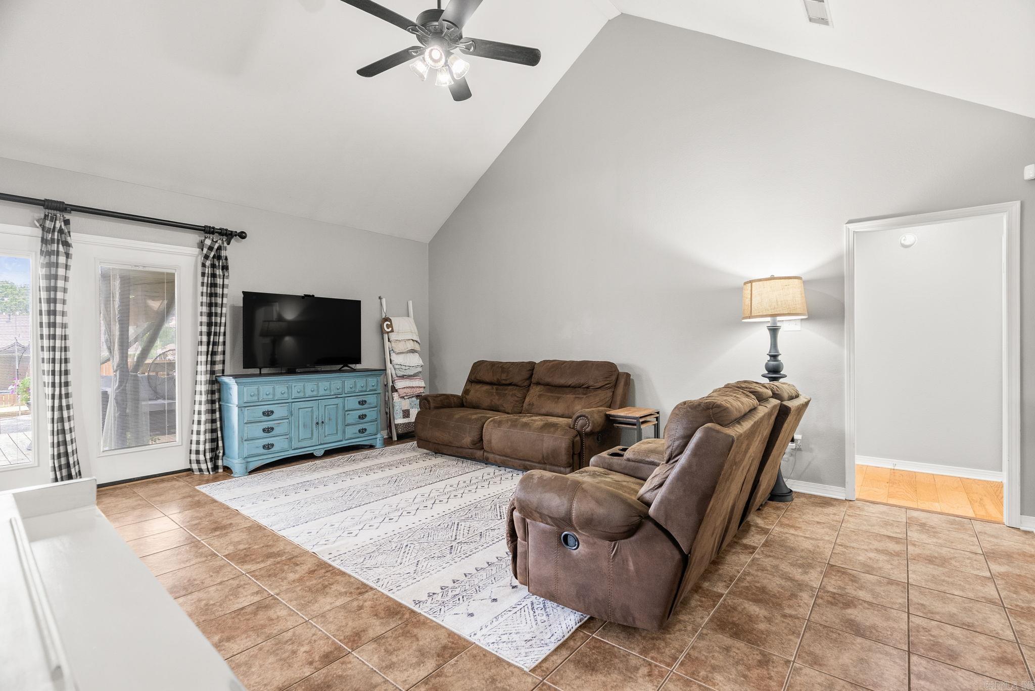 39 Sweetbriar Lane  Greenbrier, AR