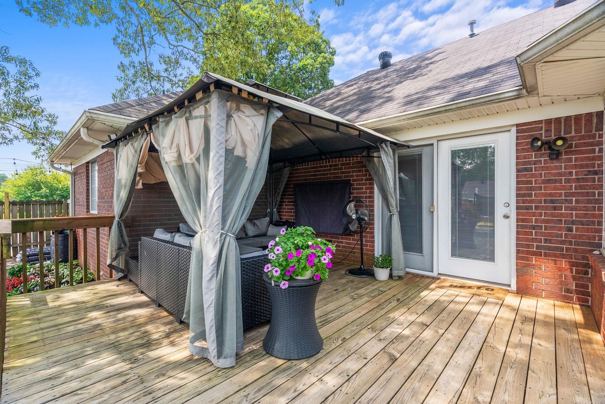 39 Sweetbriar Lane  Greenbrier, AR