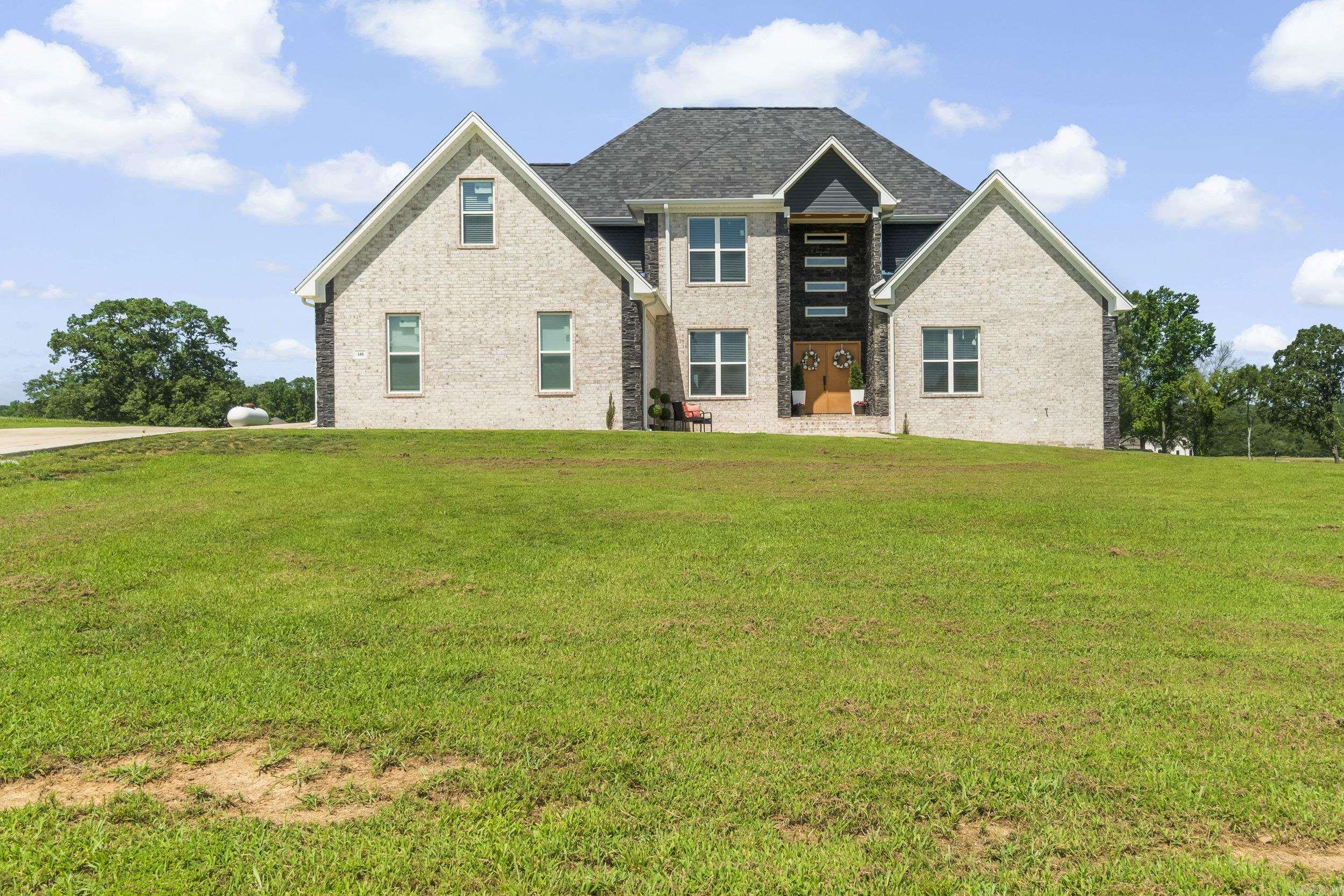 148 Irene  Greenbrier, AR