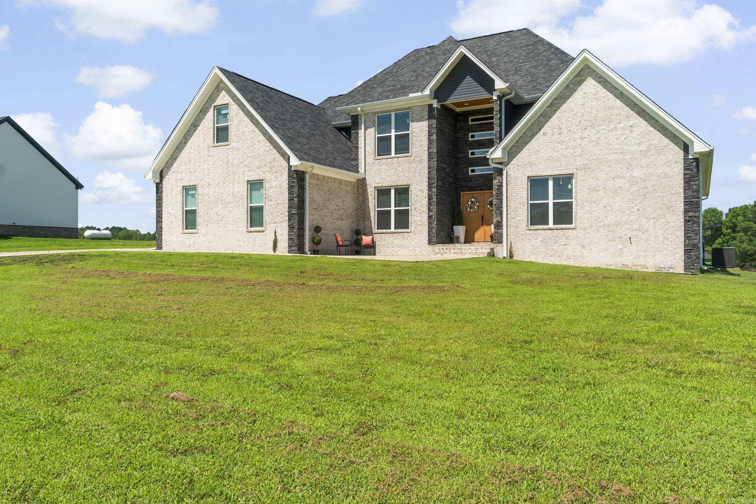 148 Irene  Greenbrier, AR