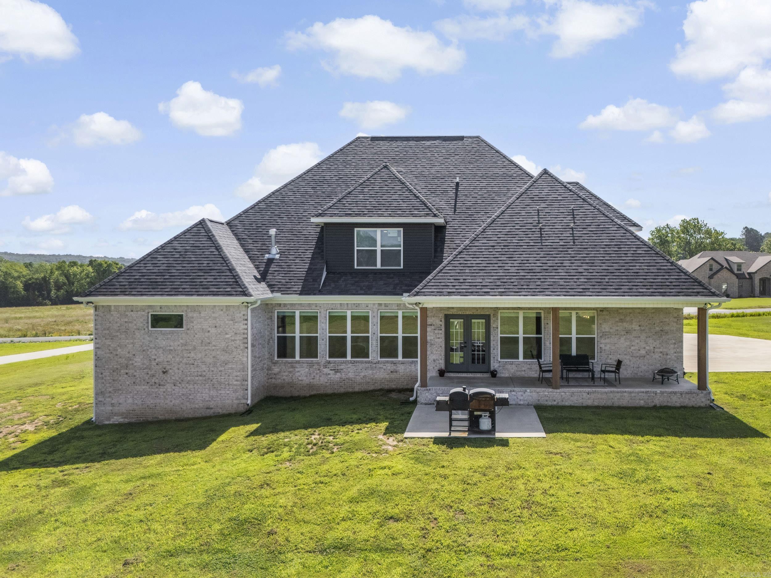 148 Irene  Greenbrier, AR