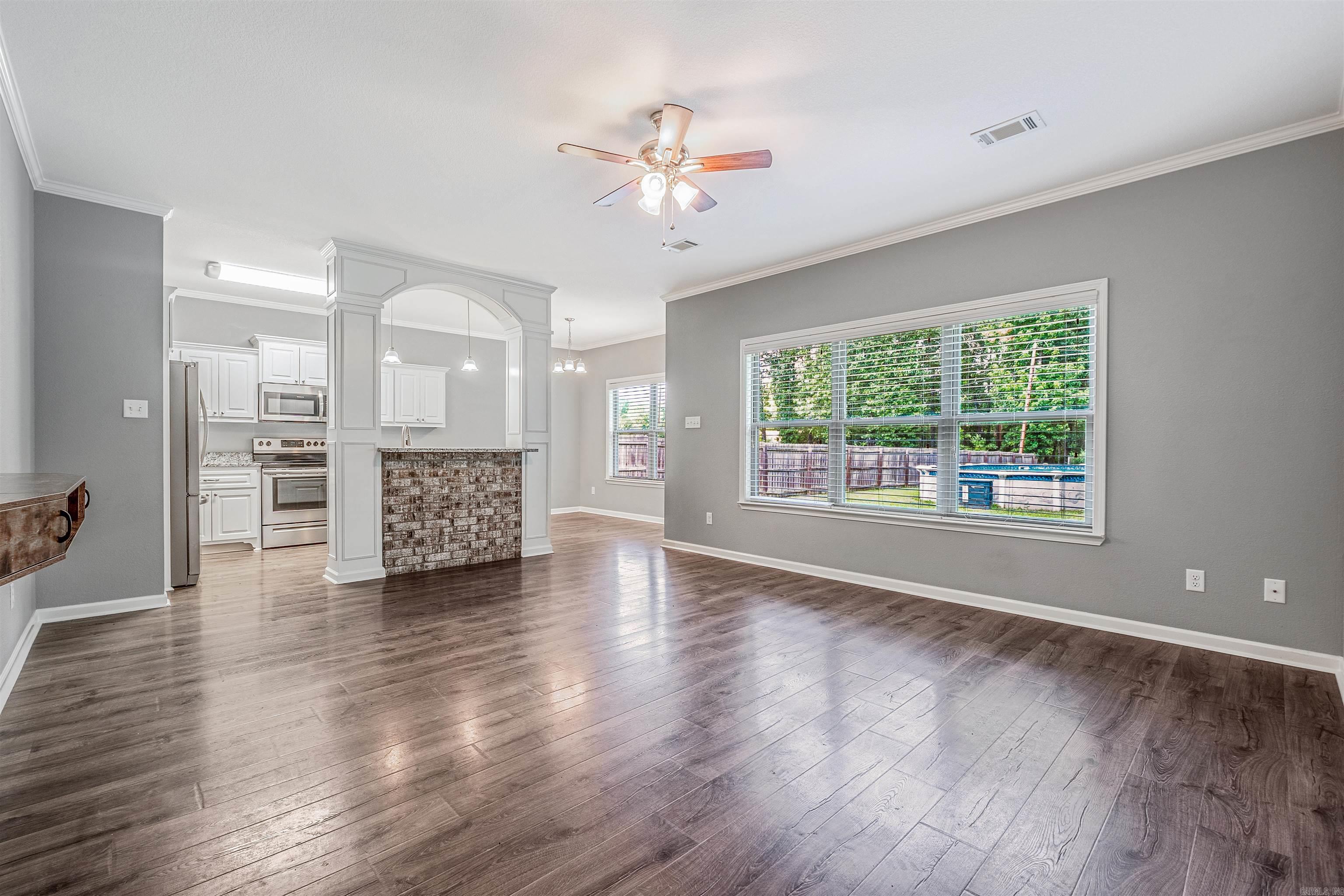 10 Single Oaks  Sherwood, AR