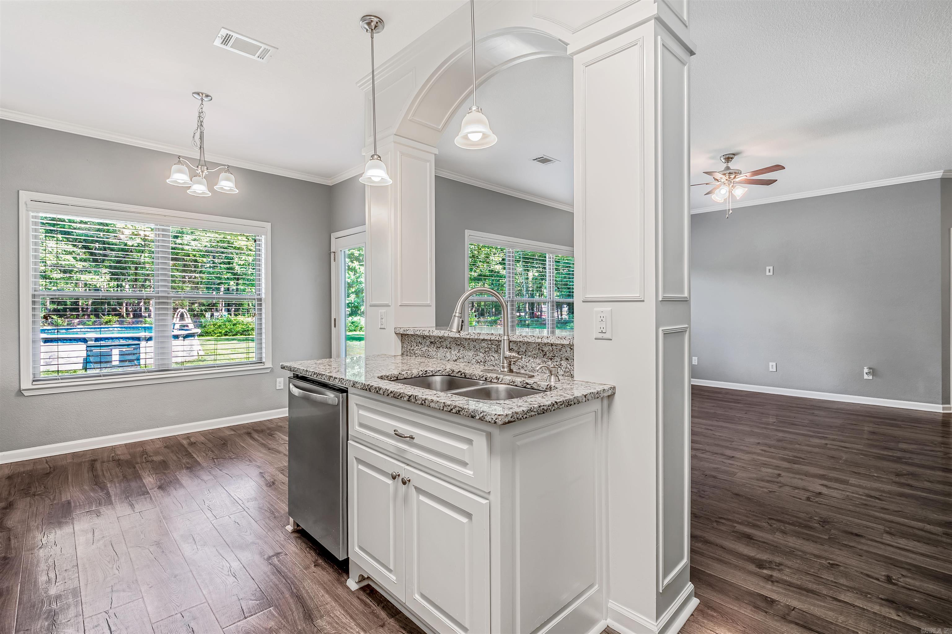 10 Single Oaks  Sherwood, AR