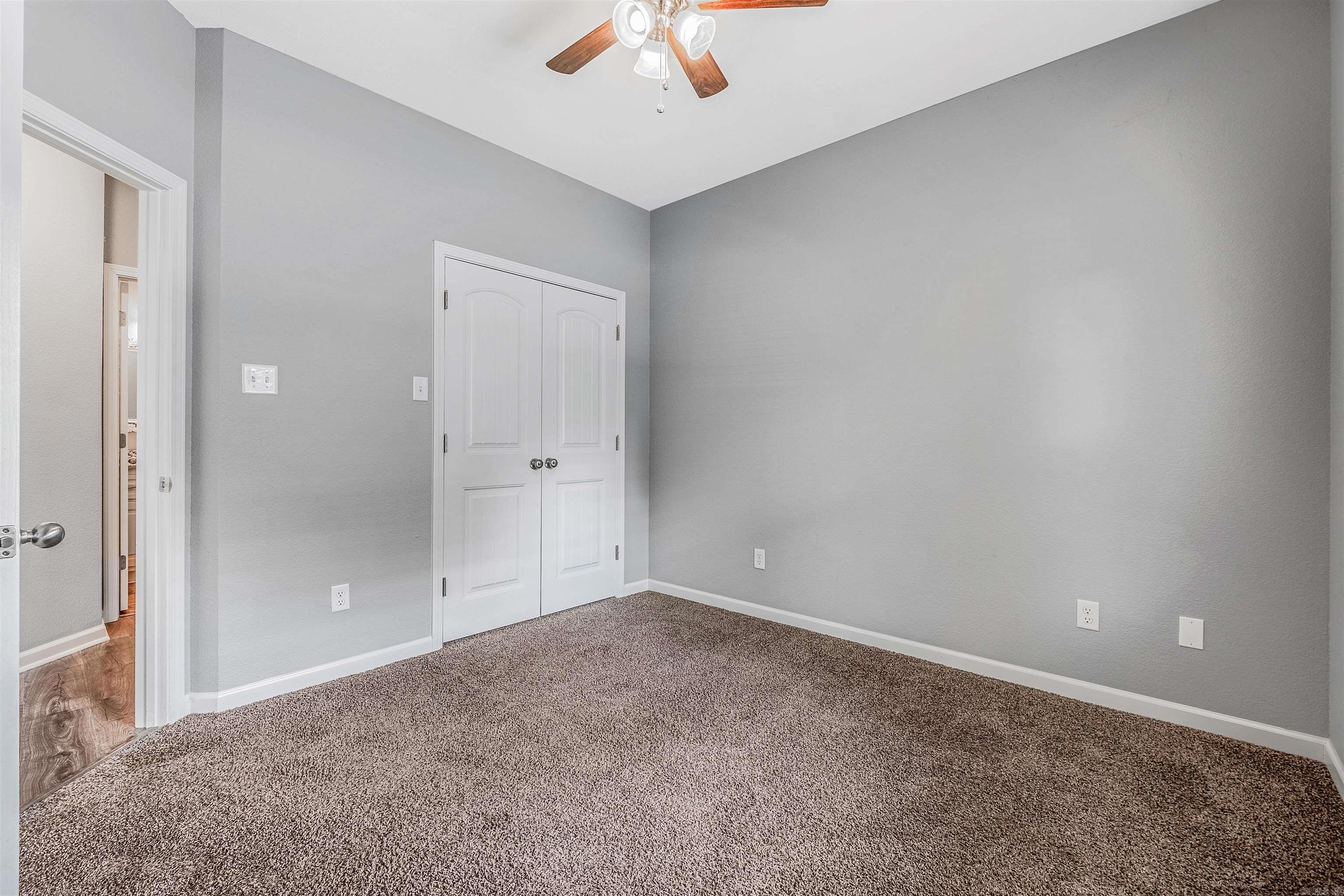10 Single Oaks  Sherwood, AR