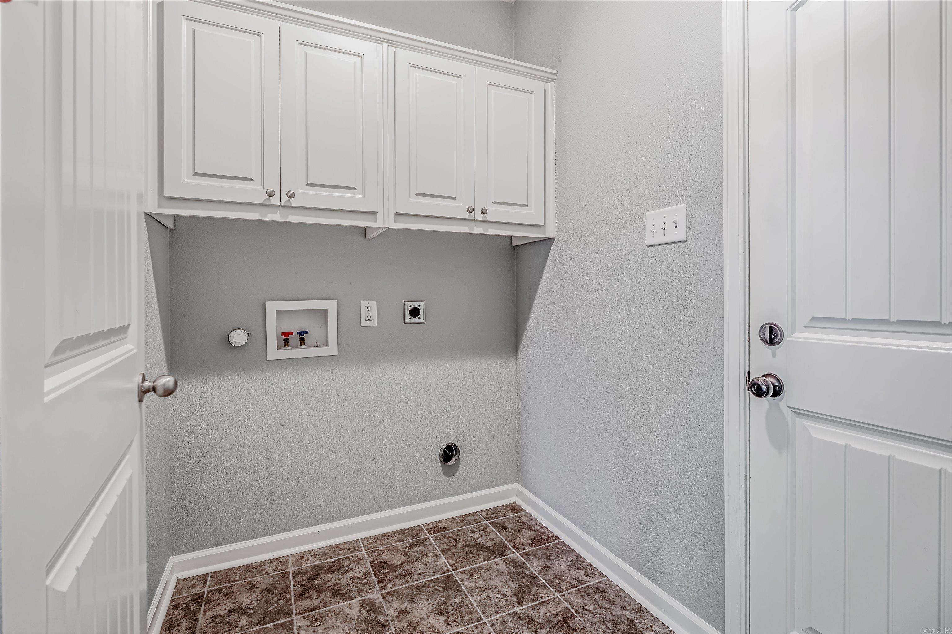 10 Single Oaks  Sherwood, AR