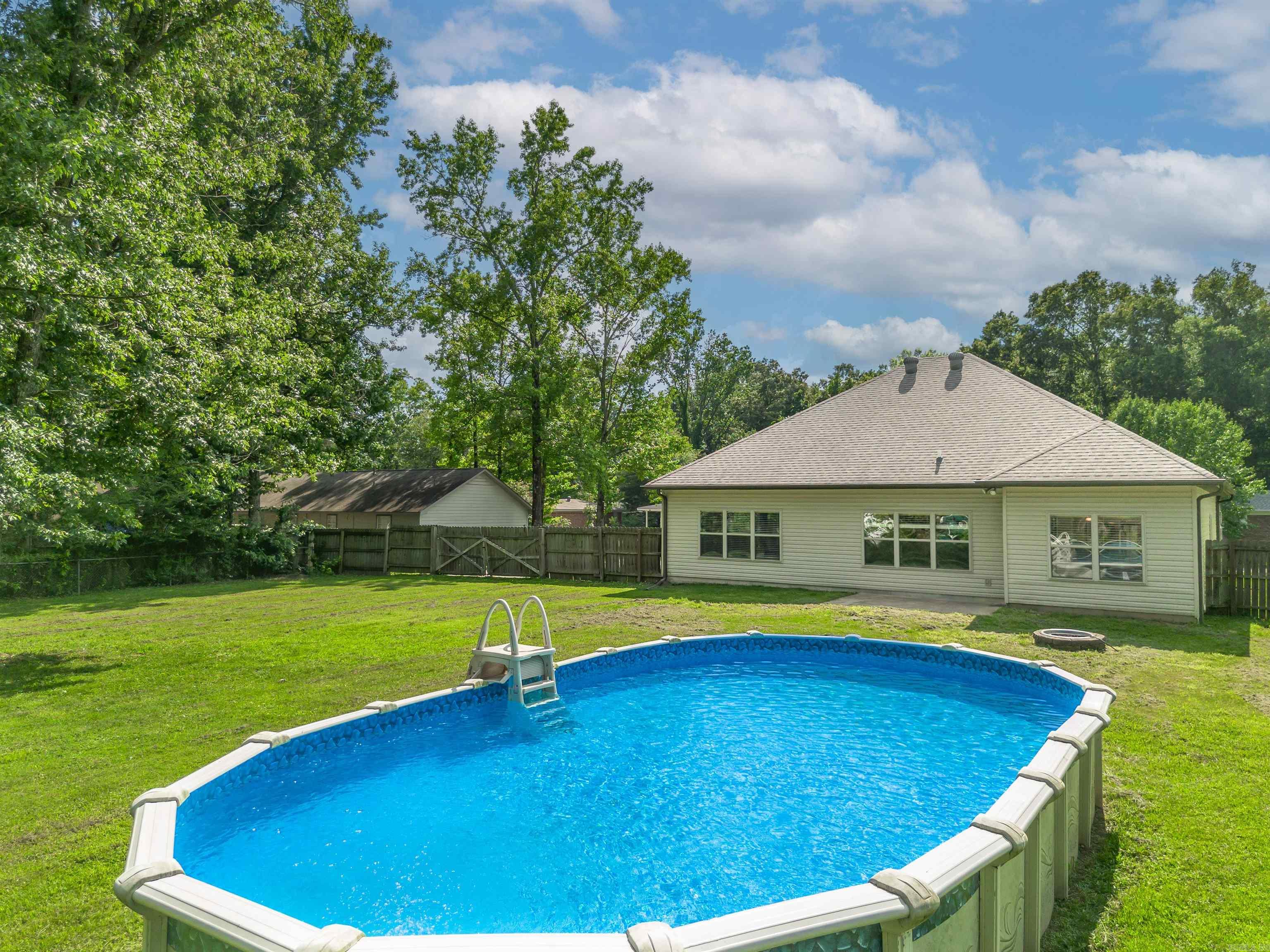 10 Single Oaks  Sherwood, AR