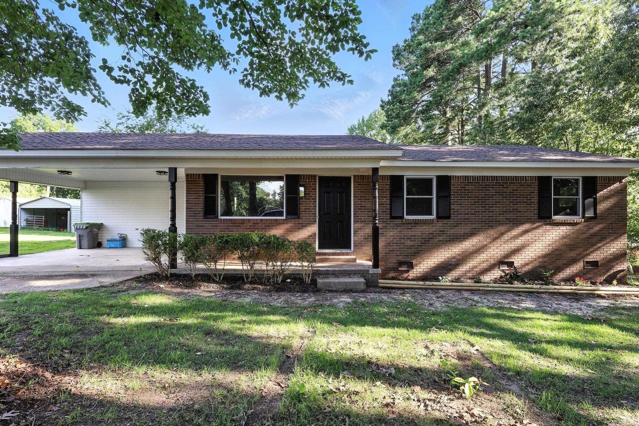 3505 Maywood  Benton, AR