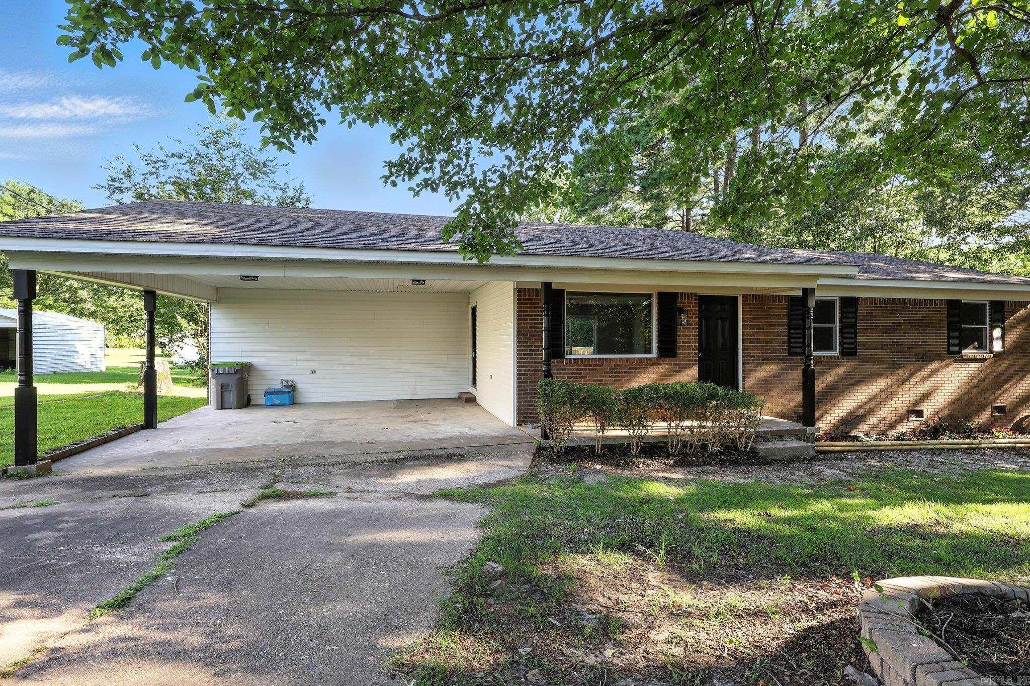 3505 Maywood  Benton, AR