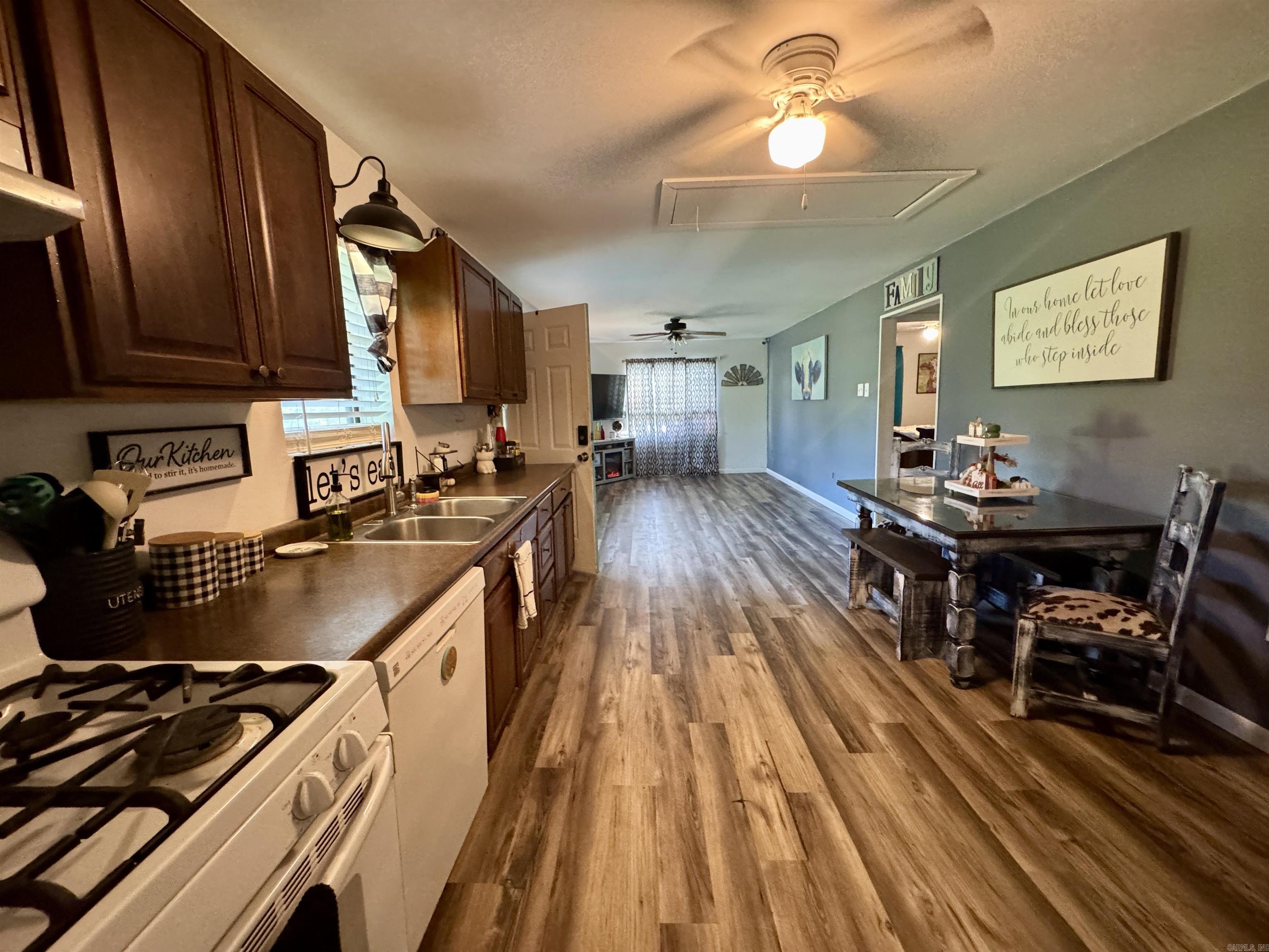 219 CR 472  Piggott, AR