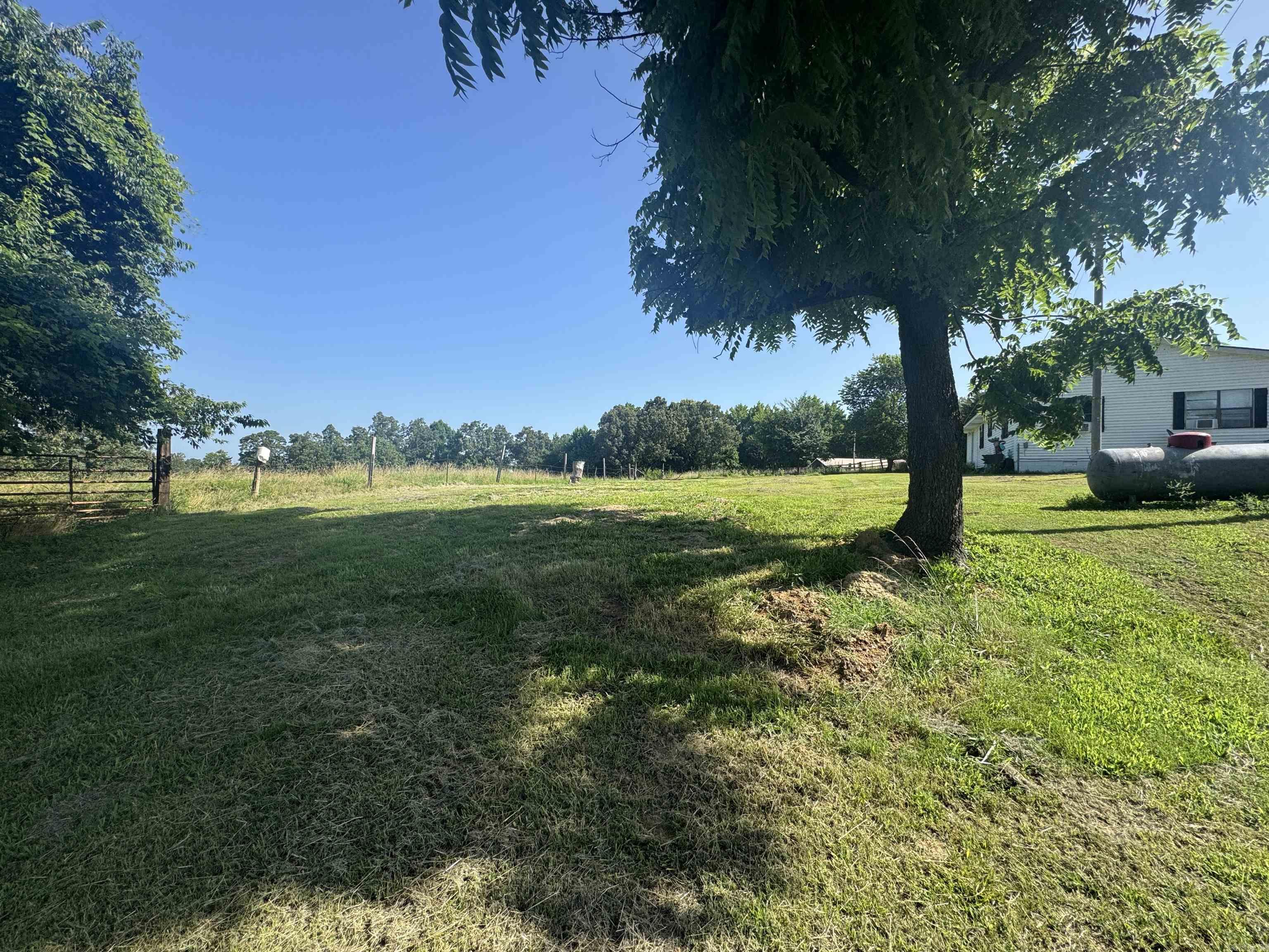 219 CR 472  Piggott, AR