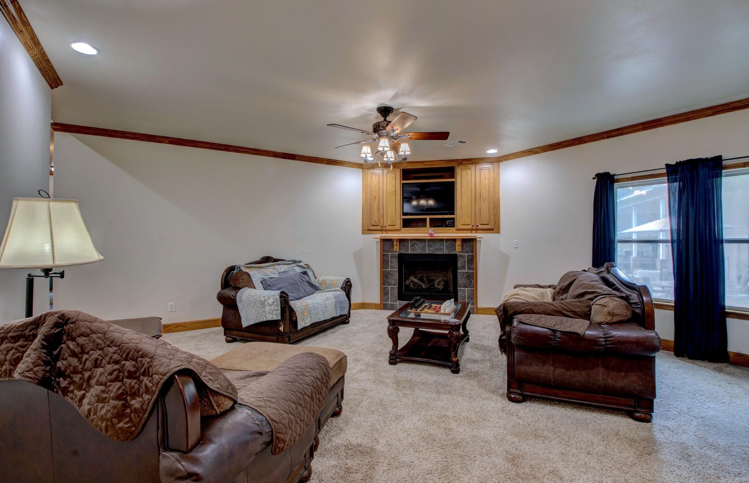 72 Copper Ln  Austin, AR