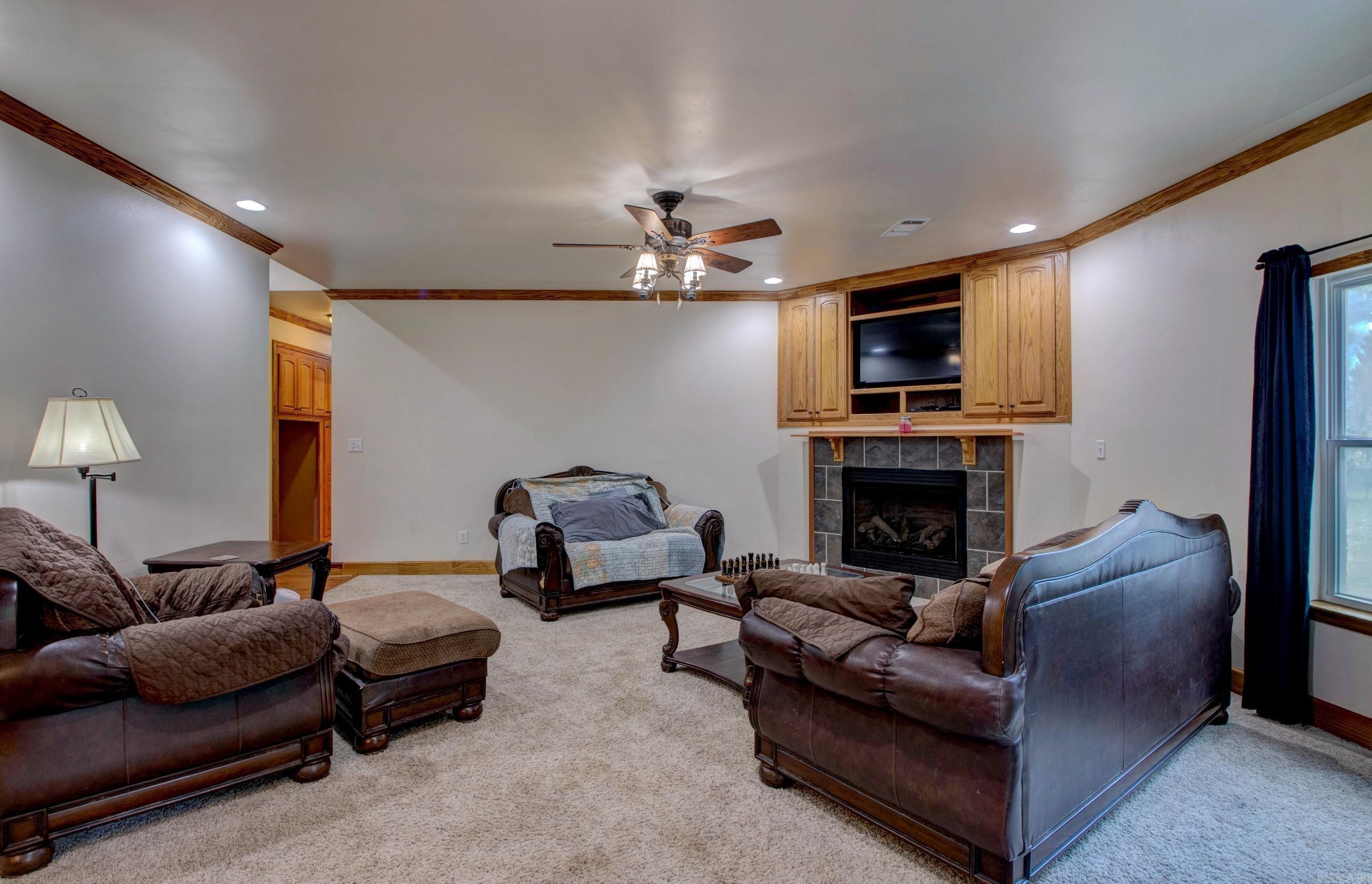 72 Copper Ln  Austin, AR