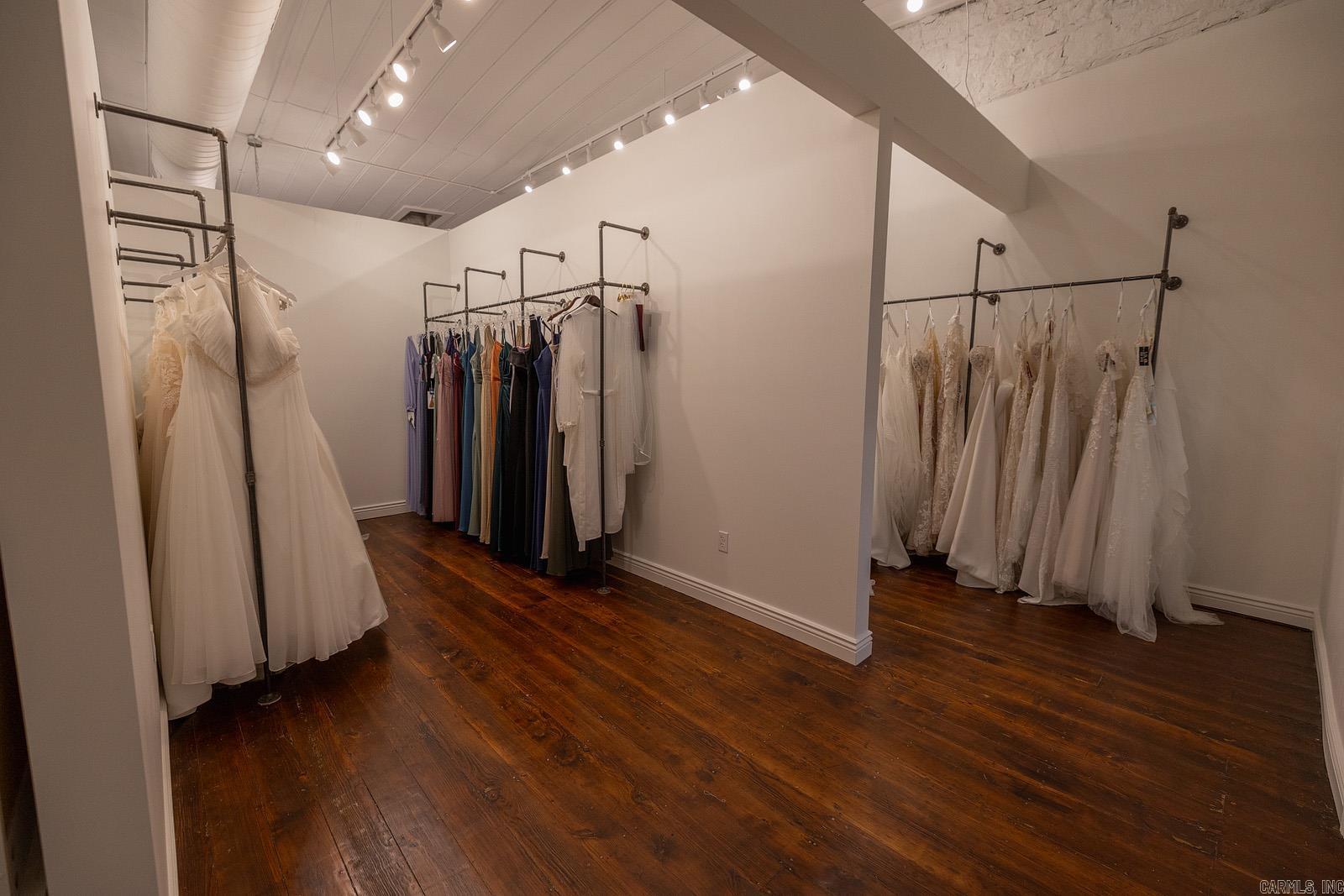 130 W Main  Batesville, AR